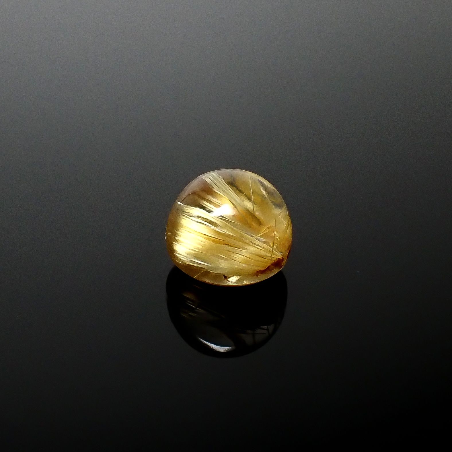ルチルクオーツ キャッツアイ ブラジル産 2.22ct[240427337]7.1x7.1mm前後