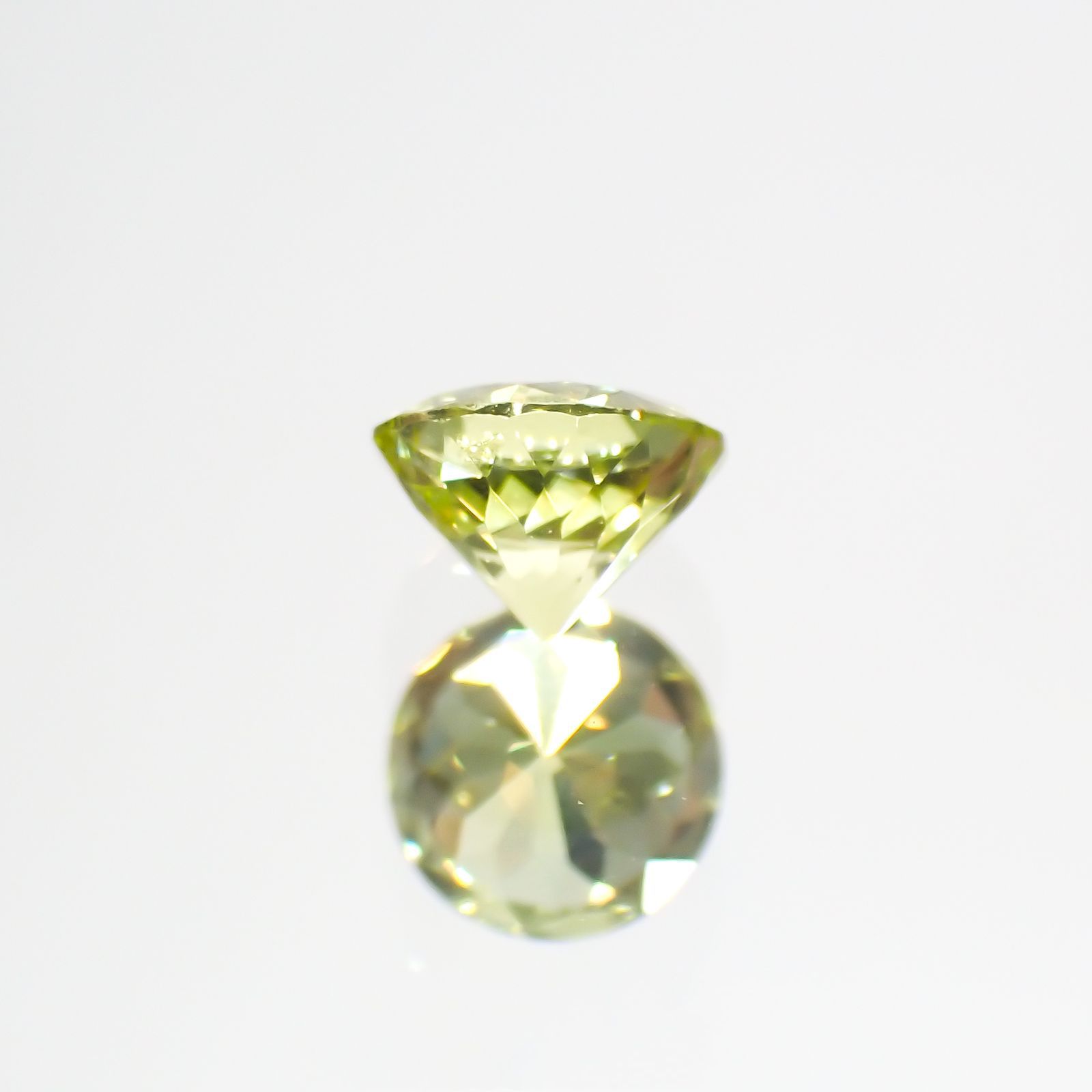 クリソベリル(宝石名クリソベリル)マダガスカル産 0.35ct 識別済[220114493]4.1x4.1mm前後