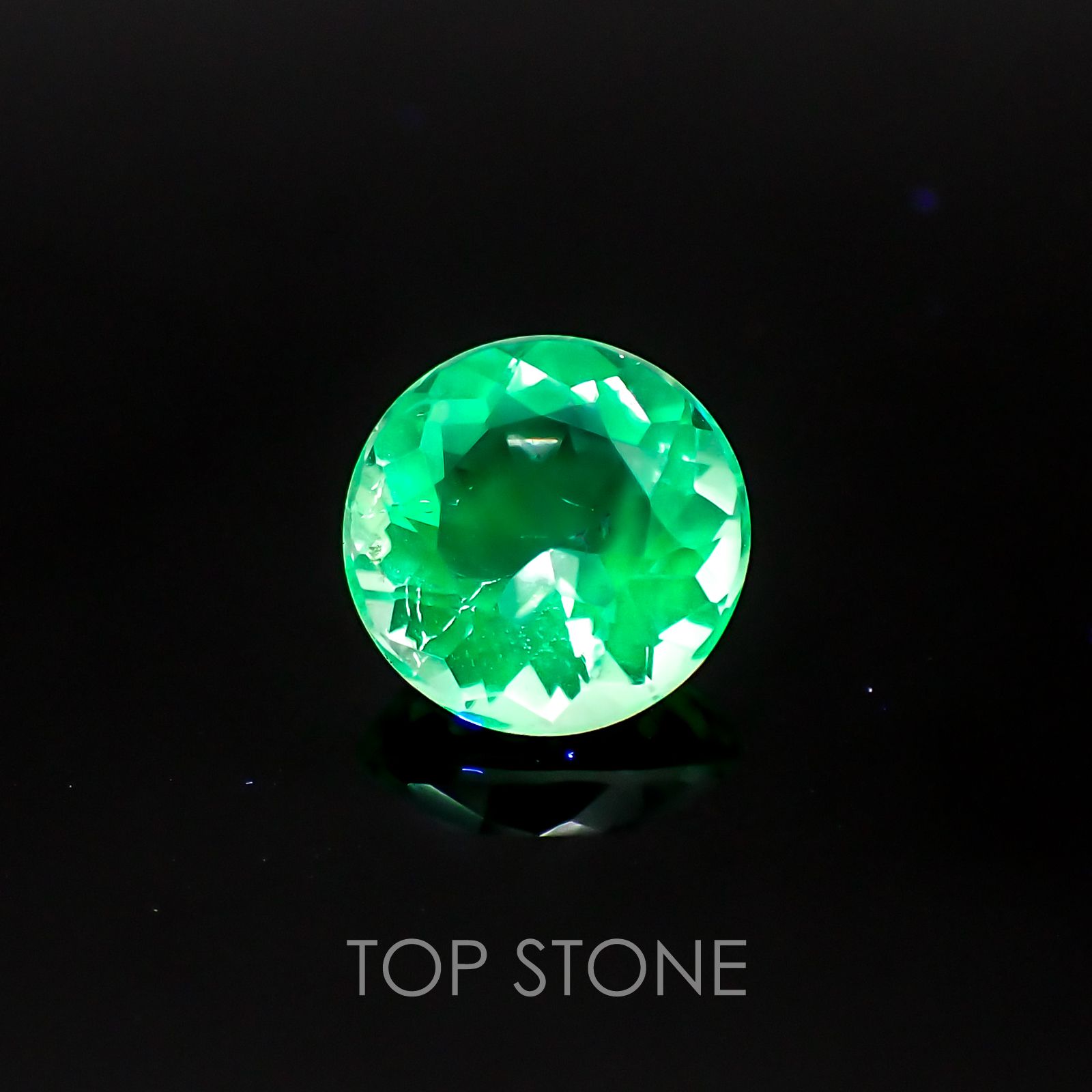 ハイアライトオパール メキシコ産 ルース 1.53ct[20118247]8.1×8mm前後