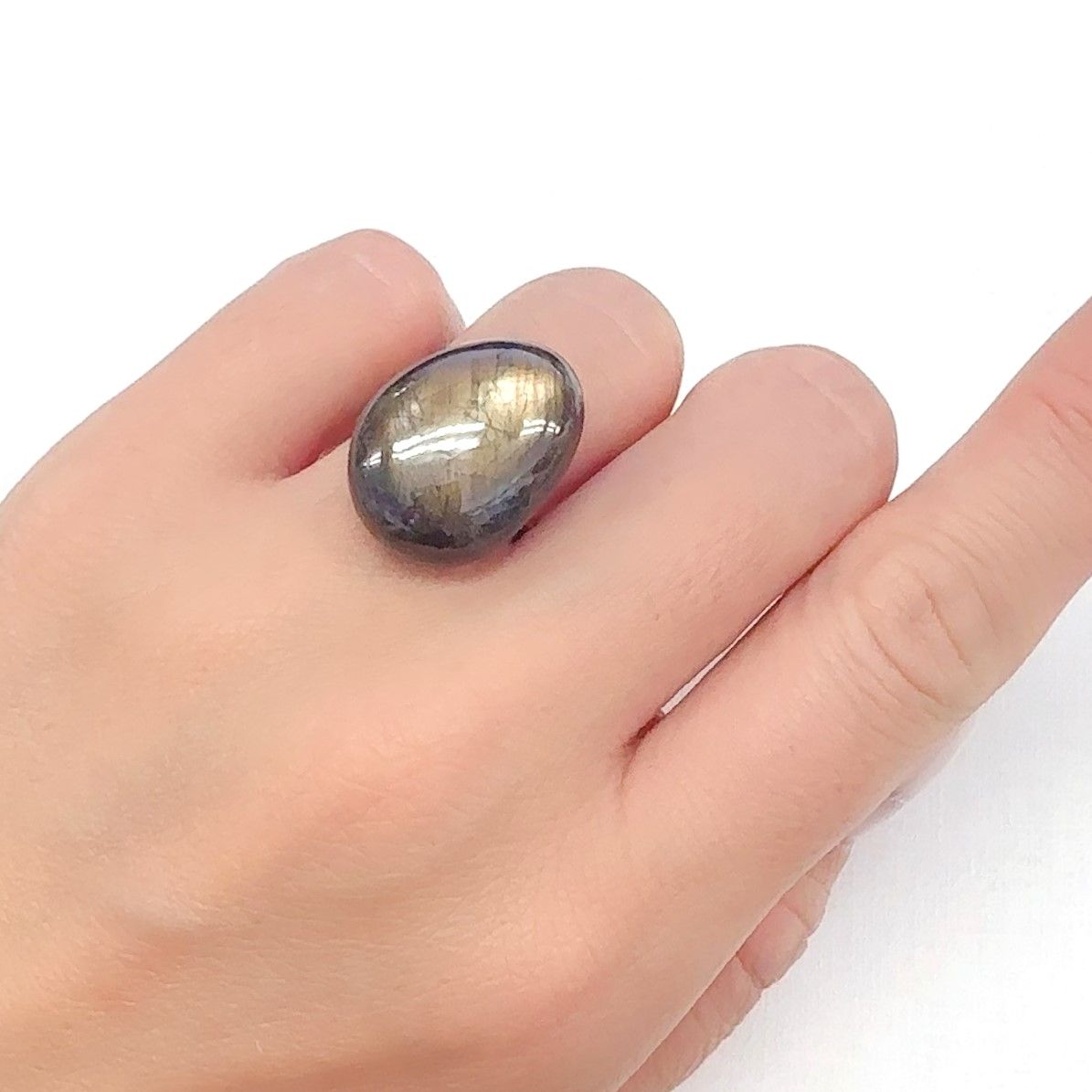 ◇フリーフォーム◇ゴールドシーンスターサファイア ケニア産 22.42ct[240527499]20.9x15.5mm前後