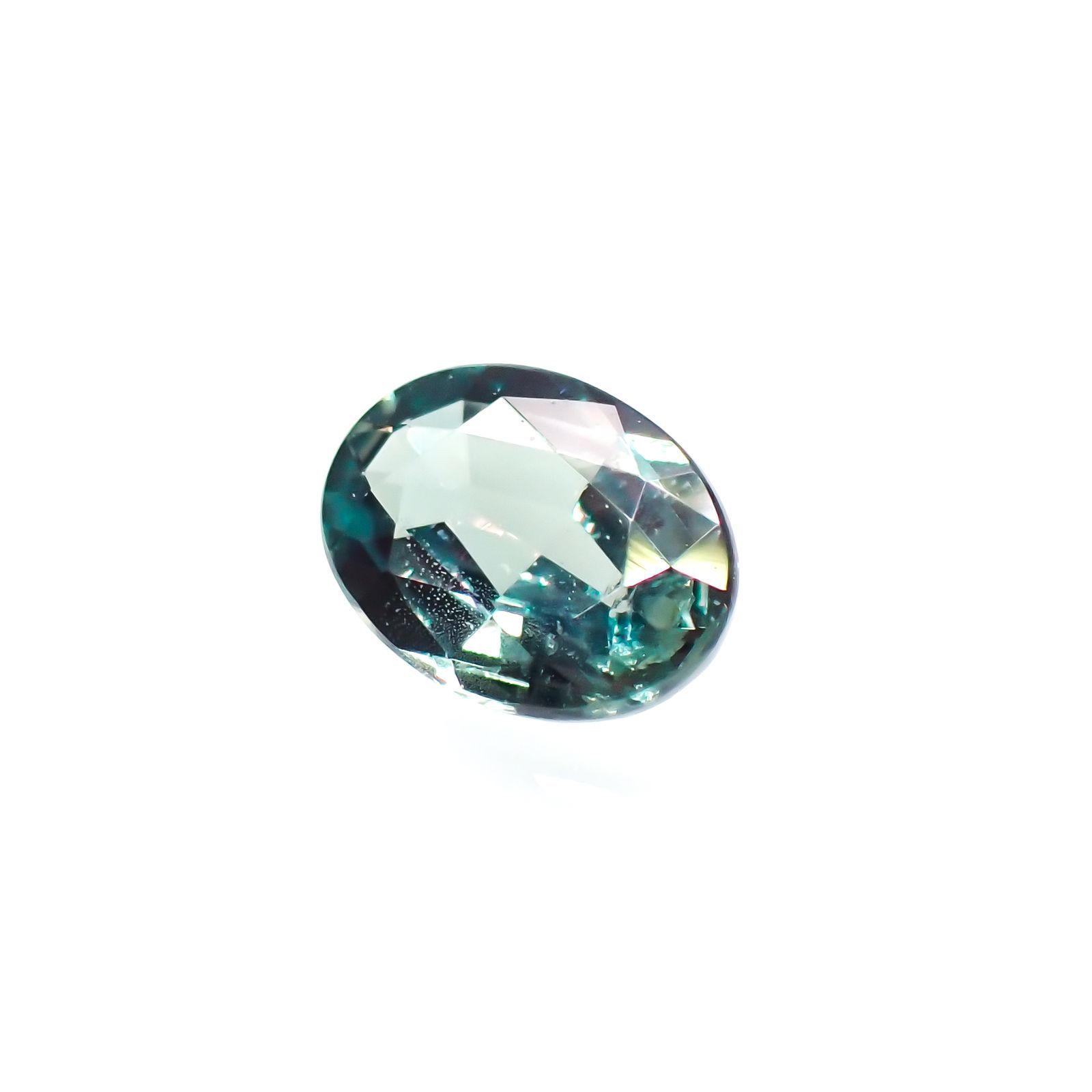 アレキサンドライト(宝石名アレキサンドライト)ブラジル産/EmeraldMains社製 0.108ct ソ付(彩珠)[220113812]3.5x2.5mm前後