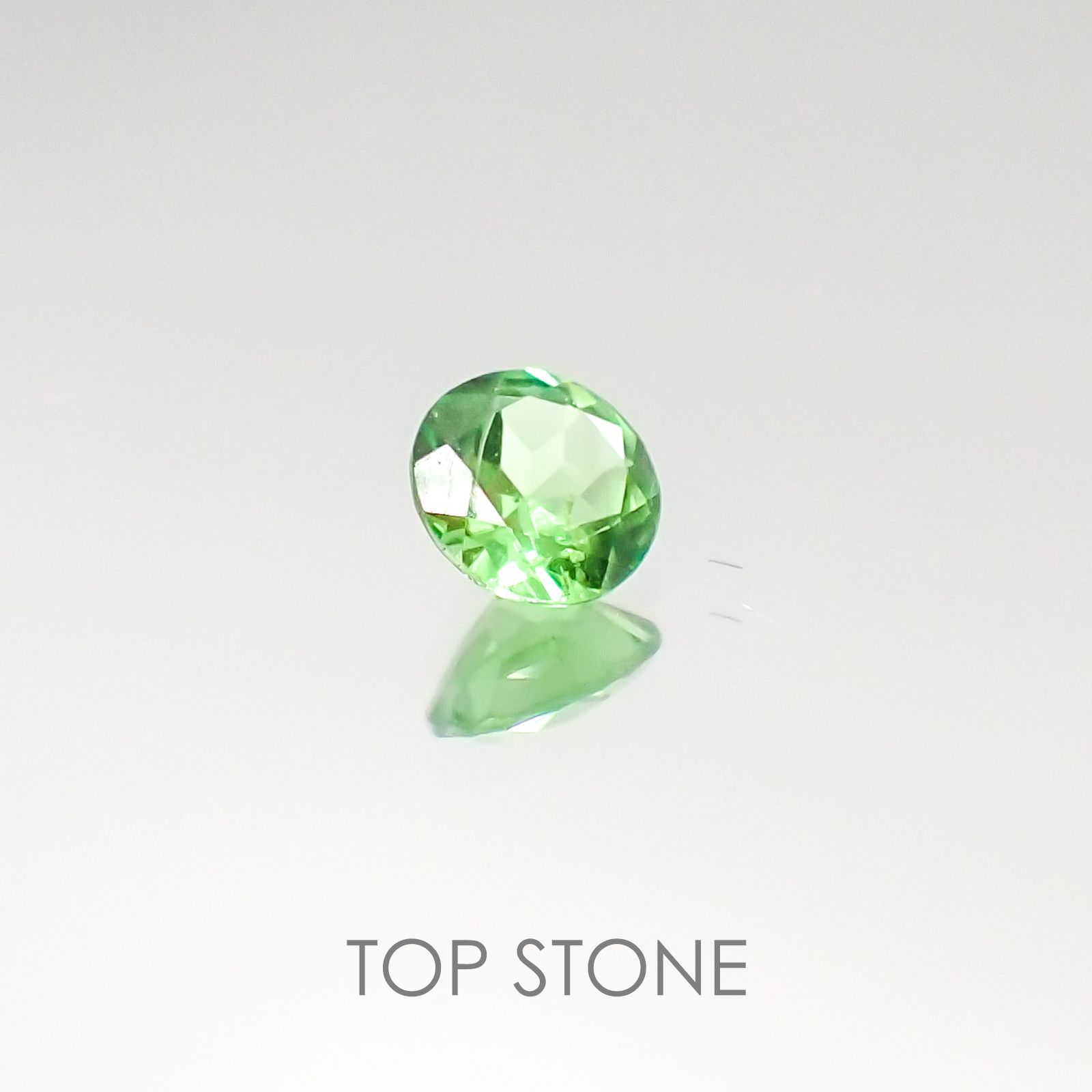 ミントガーネット タンザニア産 ルース 0.25ct[5518]4×4mm前後
