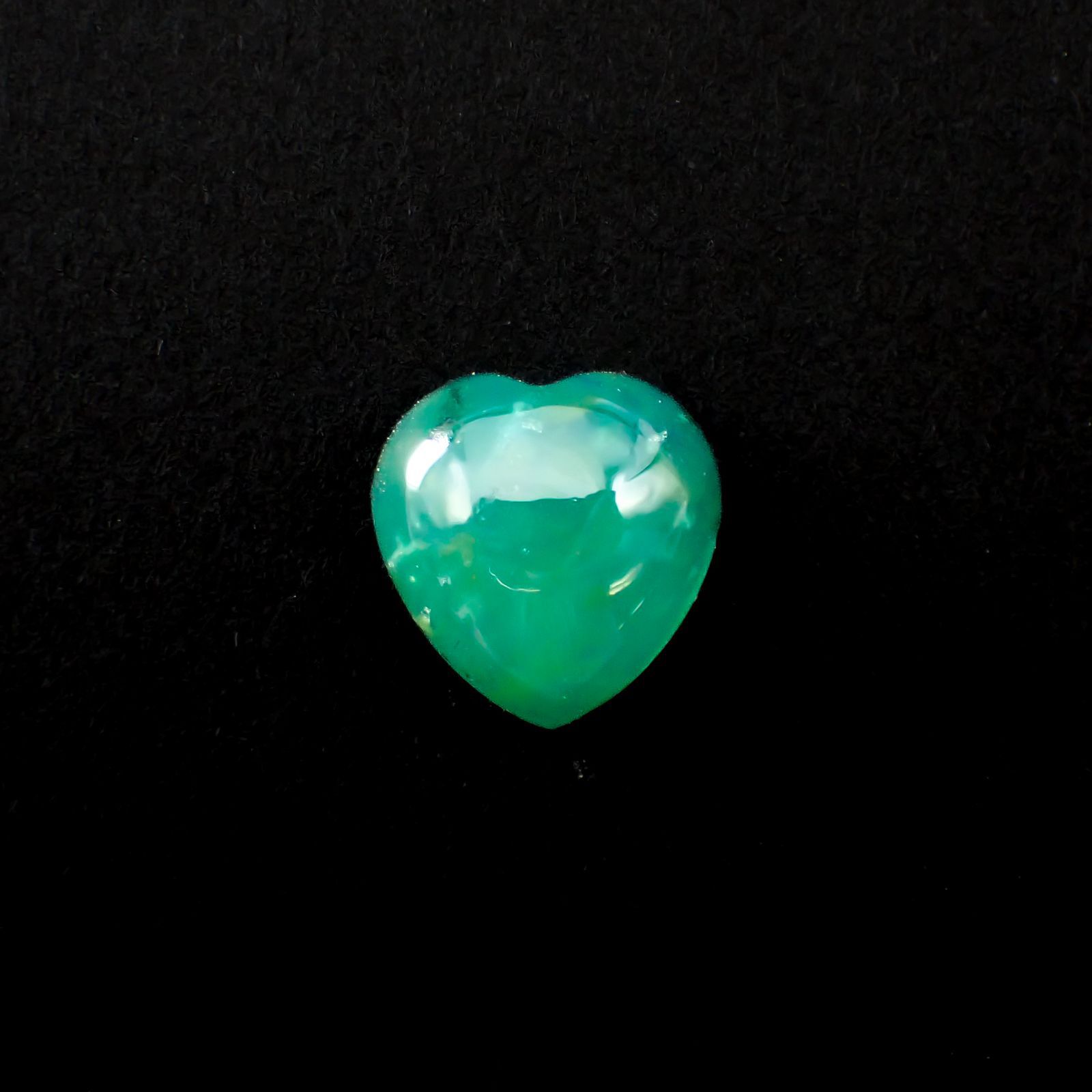 ジェムシリカ(宝石名クリソコーラ・カルセドニー)ペルー産 5.36ct 識別済[220716980]12.2x11.9mm前後