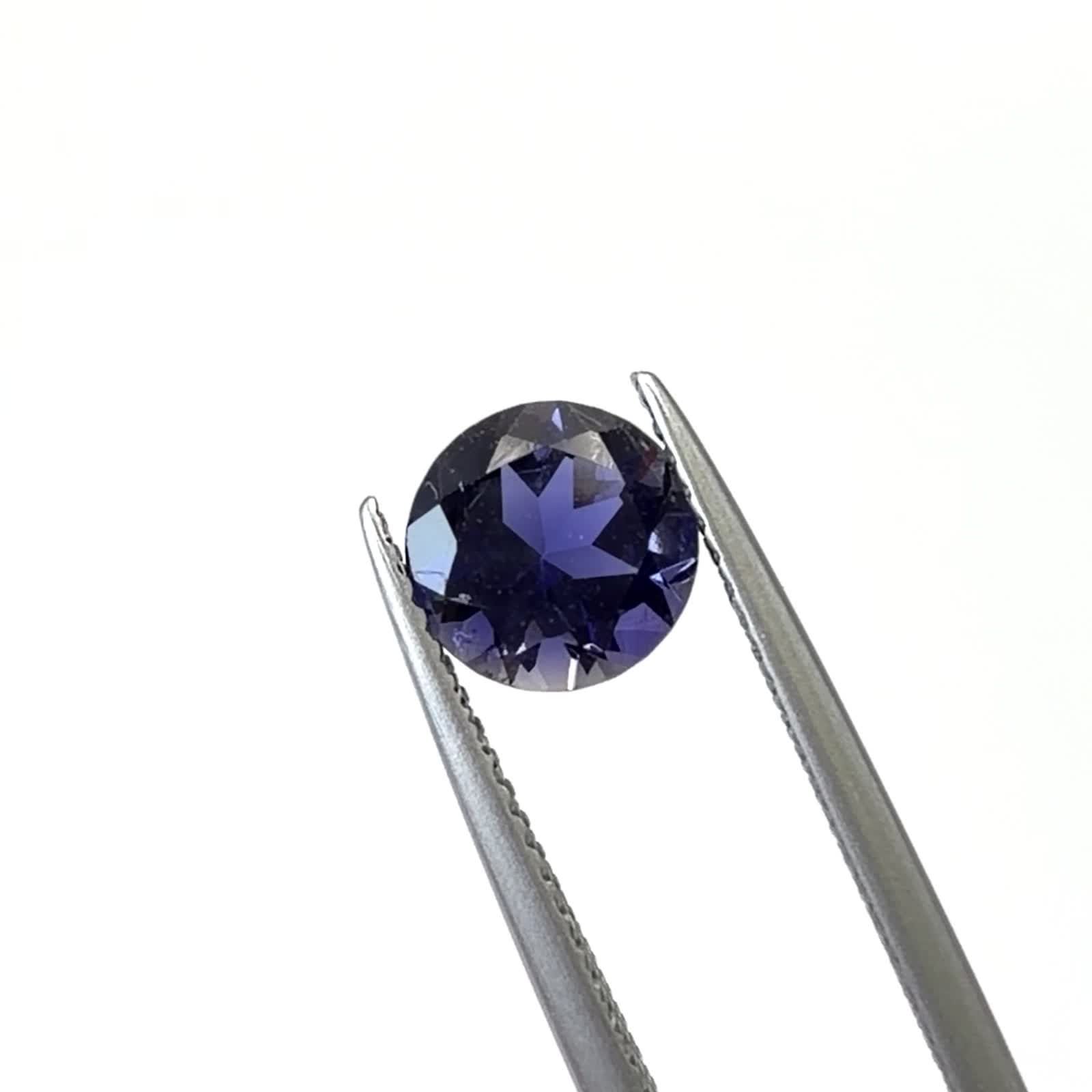 アイオライト タンザニア産 1.11ct / 7.2x7.1mm前後 [260231745] | TOP