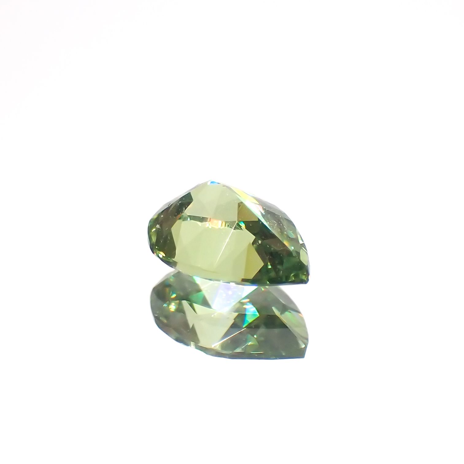 デマントイドガーネット ロシア産 0.31ct[231023654]4.9x3.6mm前後