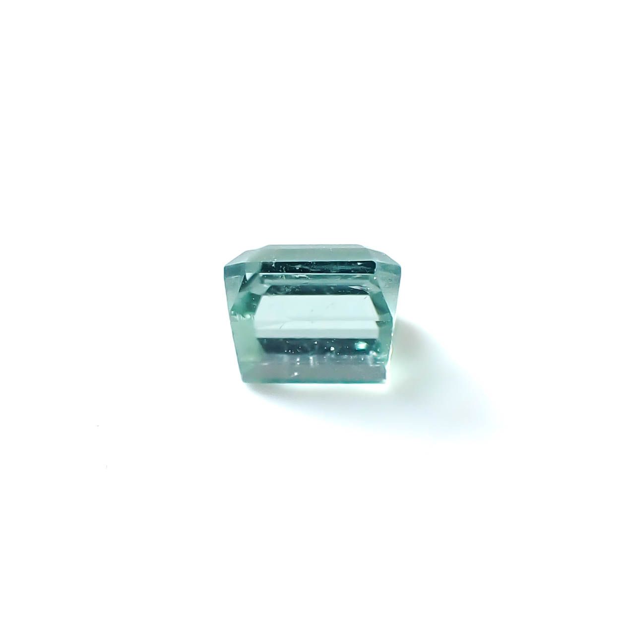 ミントトルマリン アフガニスタン産 0.69ct / 4.6x4.6mm前後 [251031204]