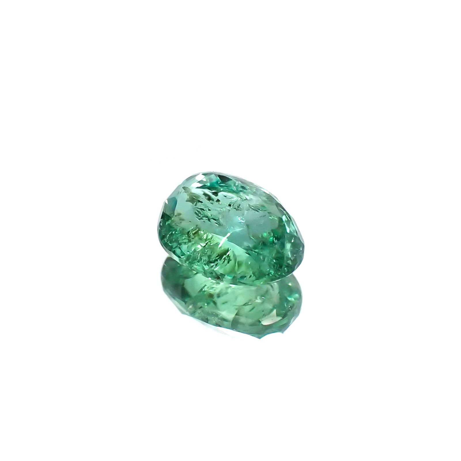 パライバトルマリン(宝石名トルマリン/別名パライバ・トルマリン) ブラジル産 ソ付(宝貴協) 0.633ct / 5.8×4.2mm前後 [260111756]