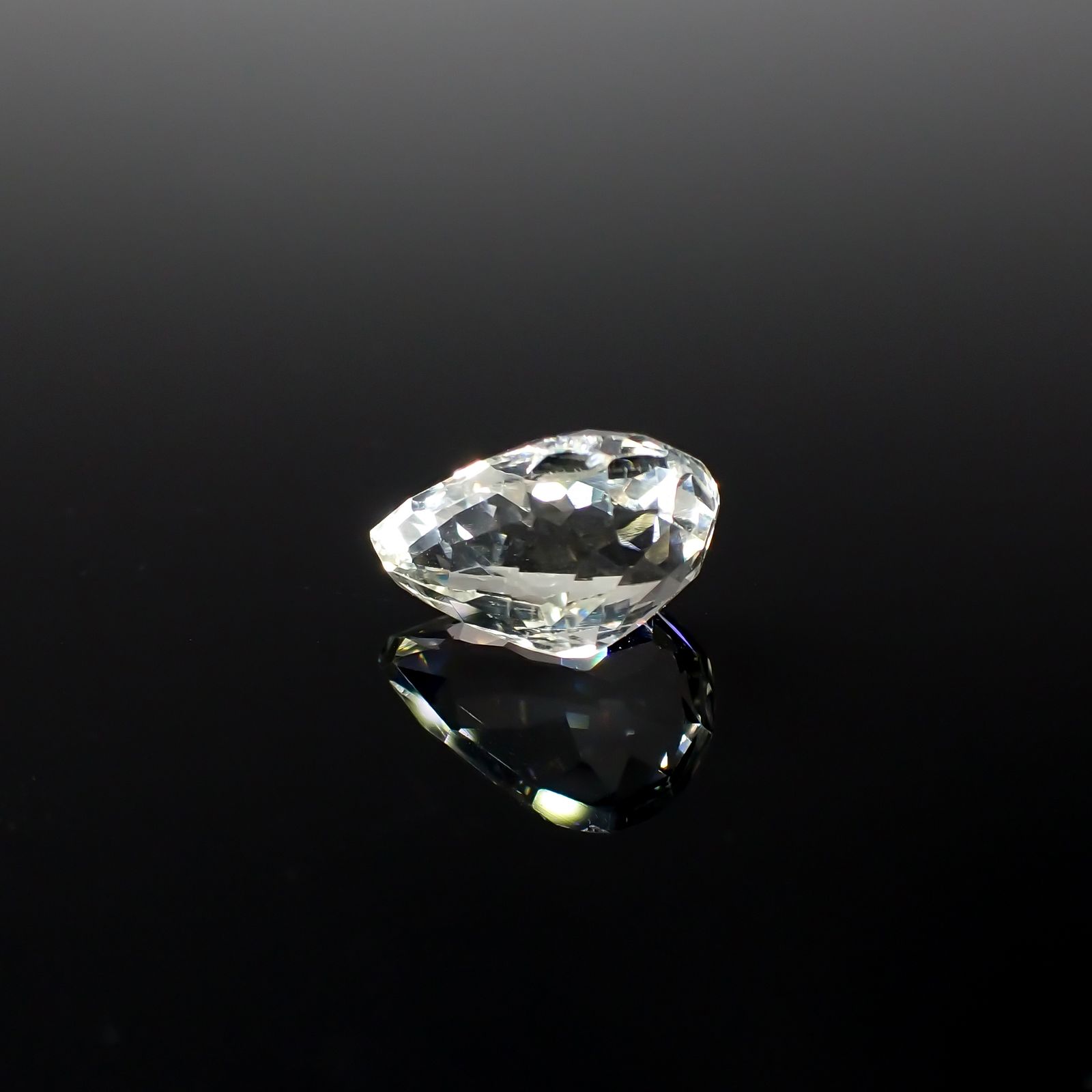 イエロースポジュミン(宝石名スポジュミン)アフガニスタン産 3.55ct 識別済[231225003]11x7.9mm前後