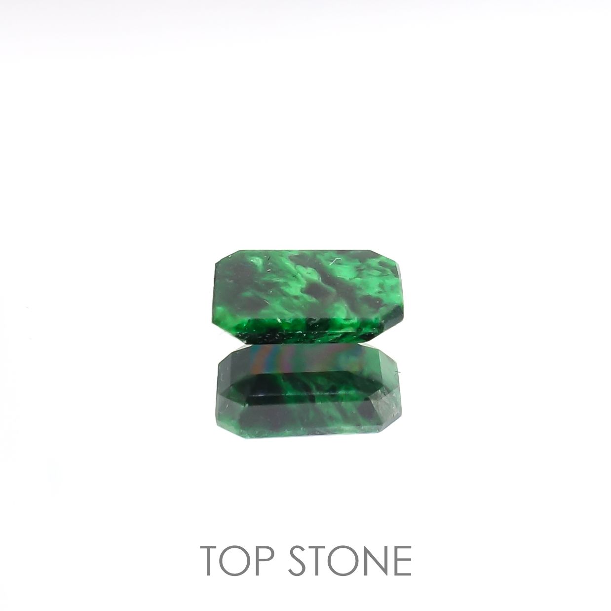 モーシッシ ビルマ産 0.87ct[220515726]7.4x5.5mm前後