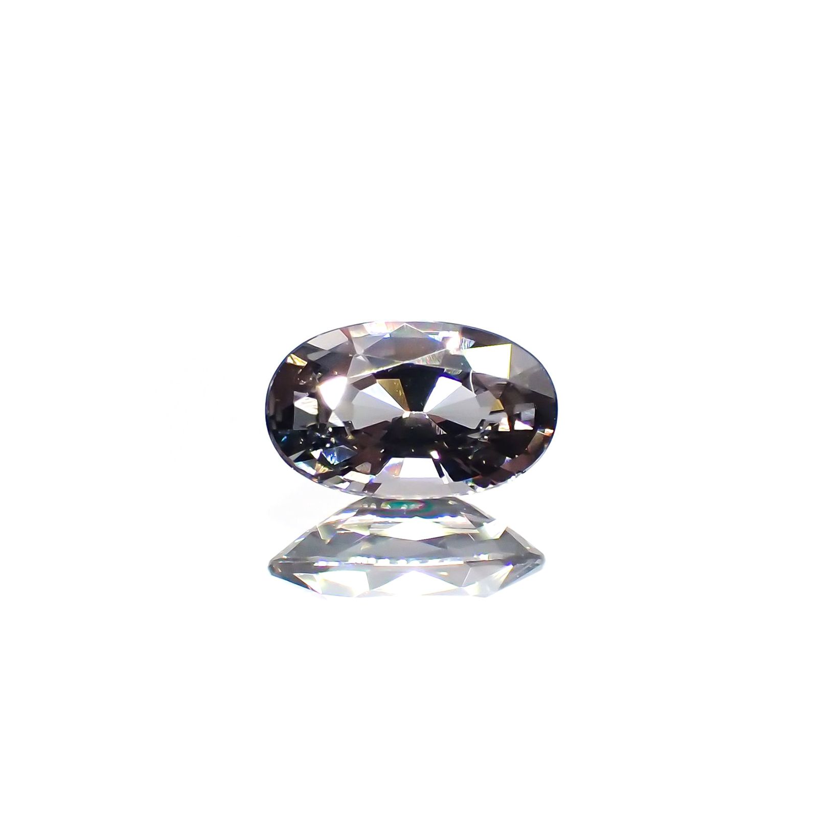 プラチナスピネル(宝石名スピネル) ビルマ産 0.581ct ソ付(彩珠)[250912850]6.6×4mm前後