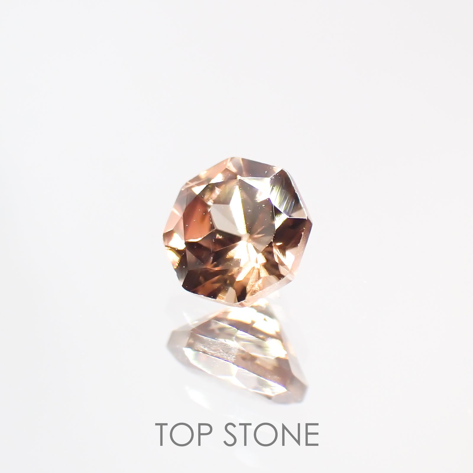 ◇オクタゴンカット◇シナモンカラージルコン(宝石名ジルコン) カンボジア産 0.88ct 識別済[210410482]5.2×5.1mm前後