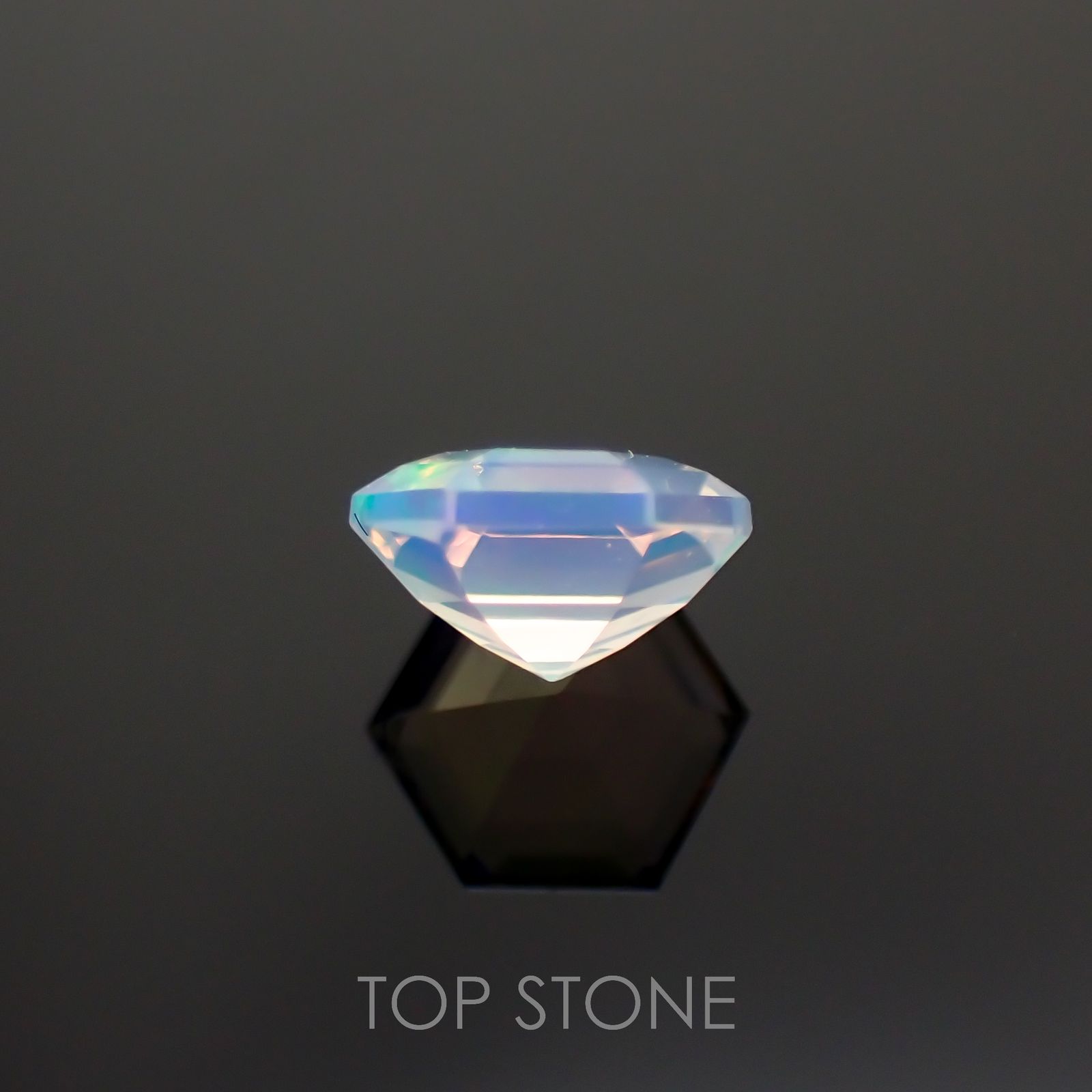 ◇ヘキサゴンカット◇エチオピアオパール エチオピア産 0.34ct[221018436]4.8x4.8mm前後