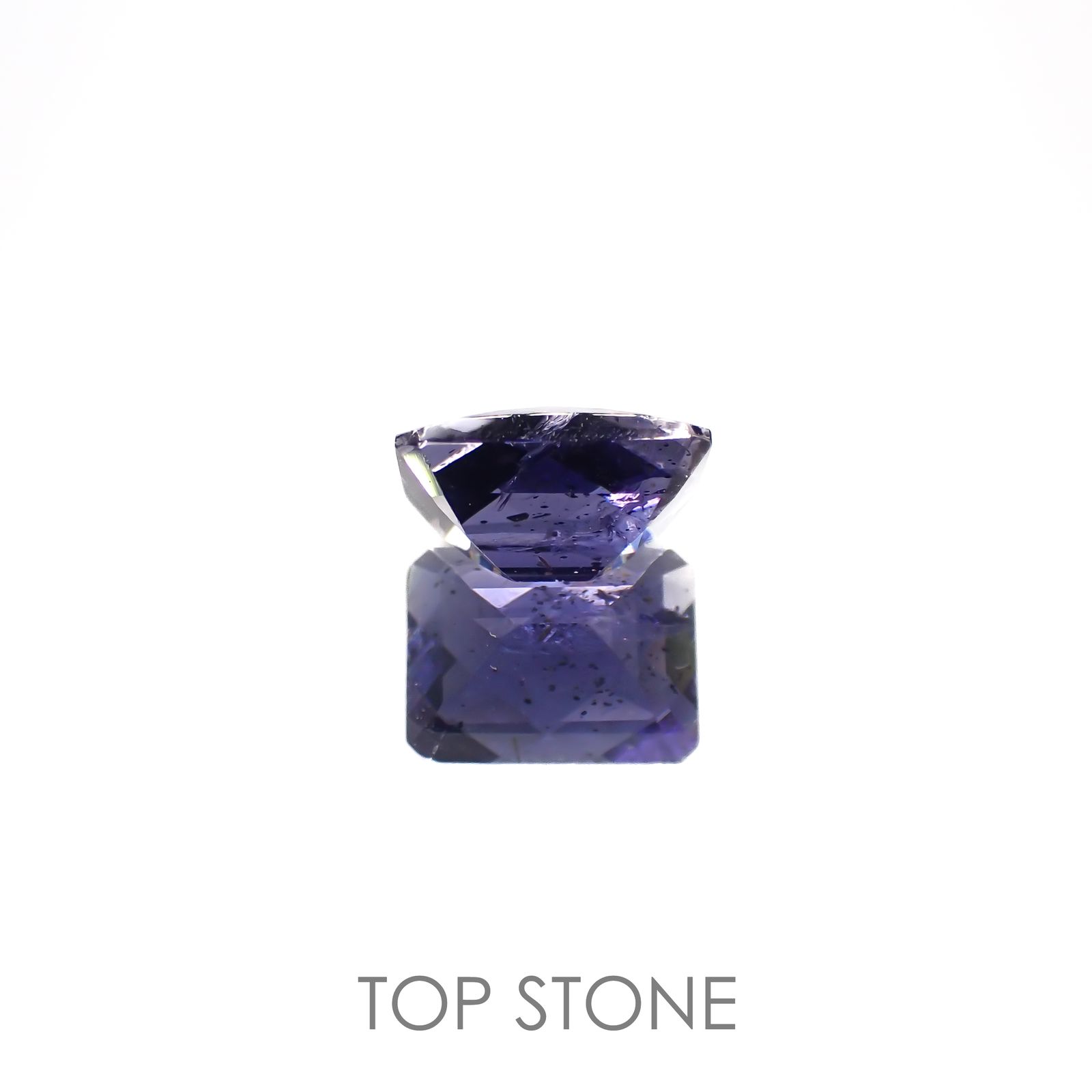 ◇チェッカーカット◇アイオライトサンストーン インド/ブラジル産 1.37ct[220918053]8x6.1mm前後
