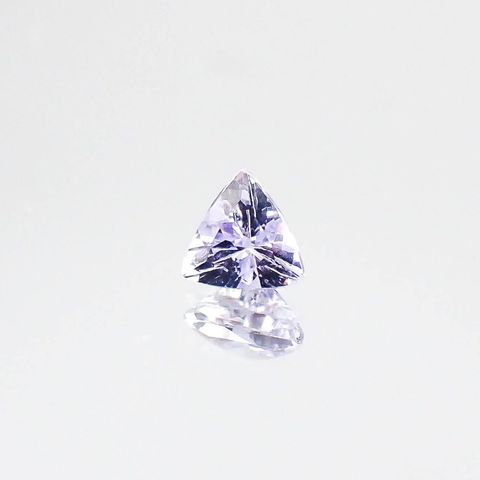 ラベンダーゾイサイト(宝石名ゾイサイト)タンザニア産 0.47ct 識別済[230622411]4.8x5.2mm前後