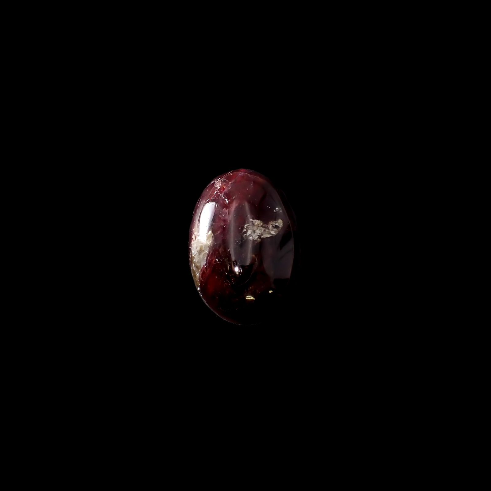 ユーディアライト ロシア産 25.59ct[240226364]25x17.8mm前後