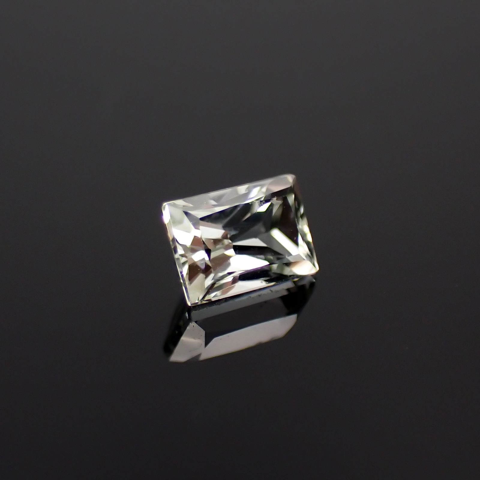 リューコガーネット ビルマ産 0.30ct[230923537]4.1x2.9mm前後