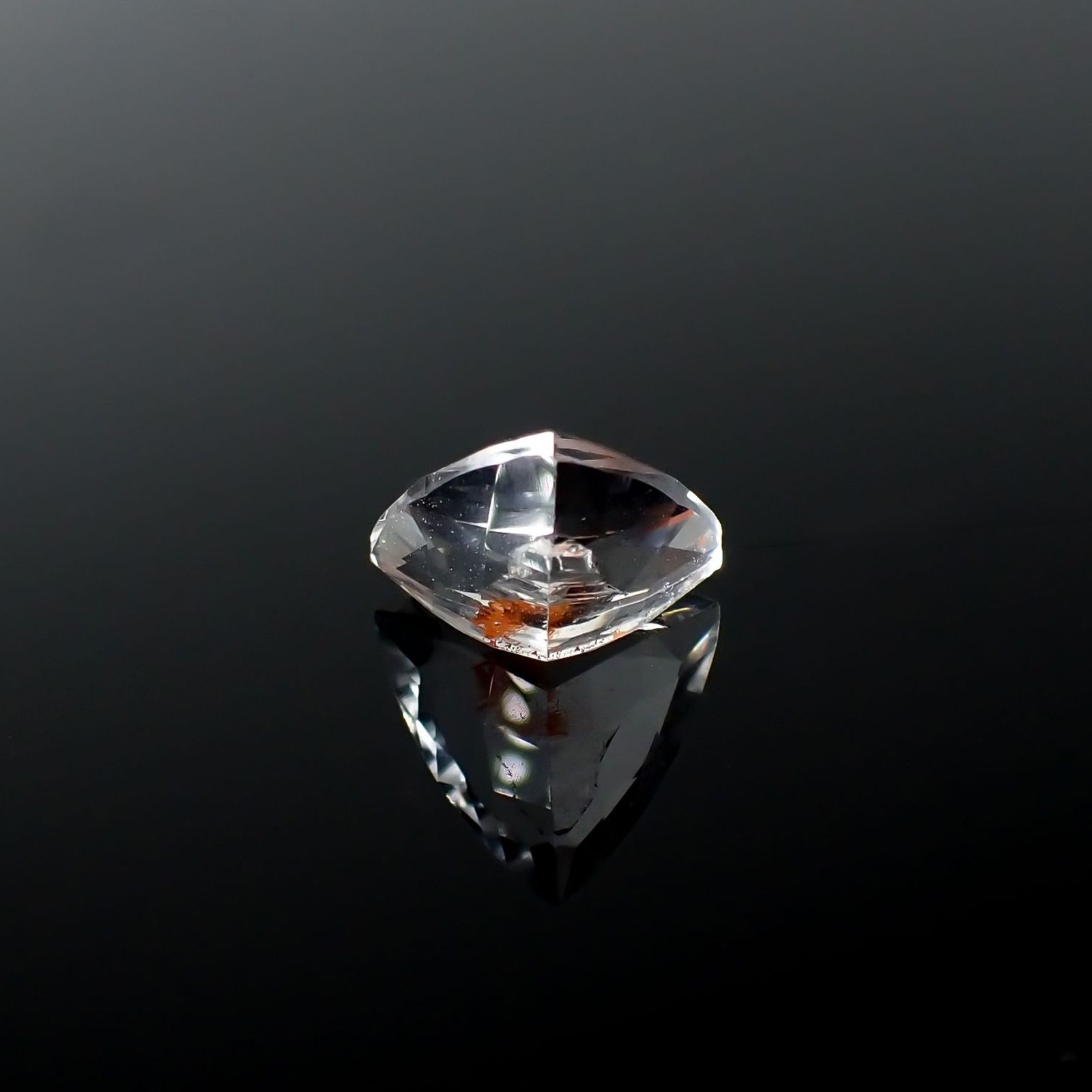 オーロラクォーツ ブラジル産 4.77ct / 12.1x12.1mm前後 [240225904]