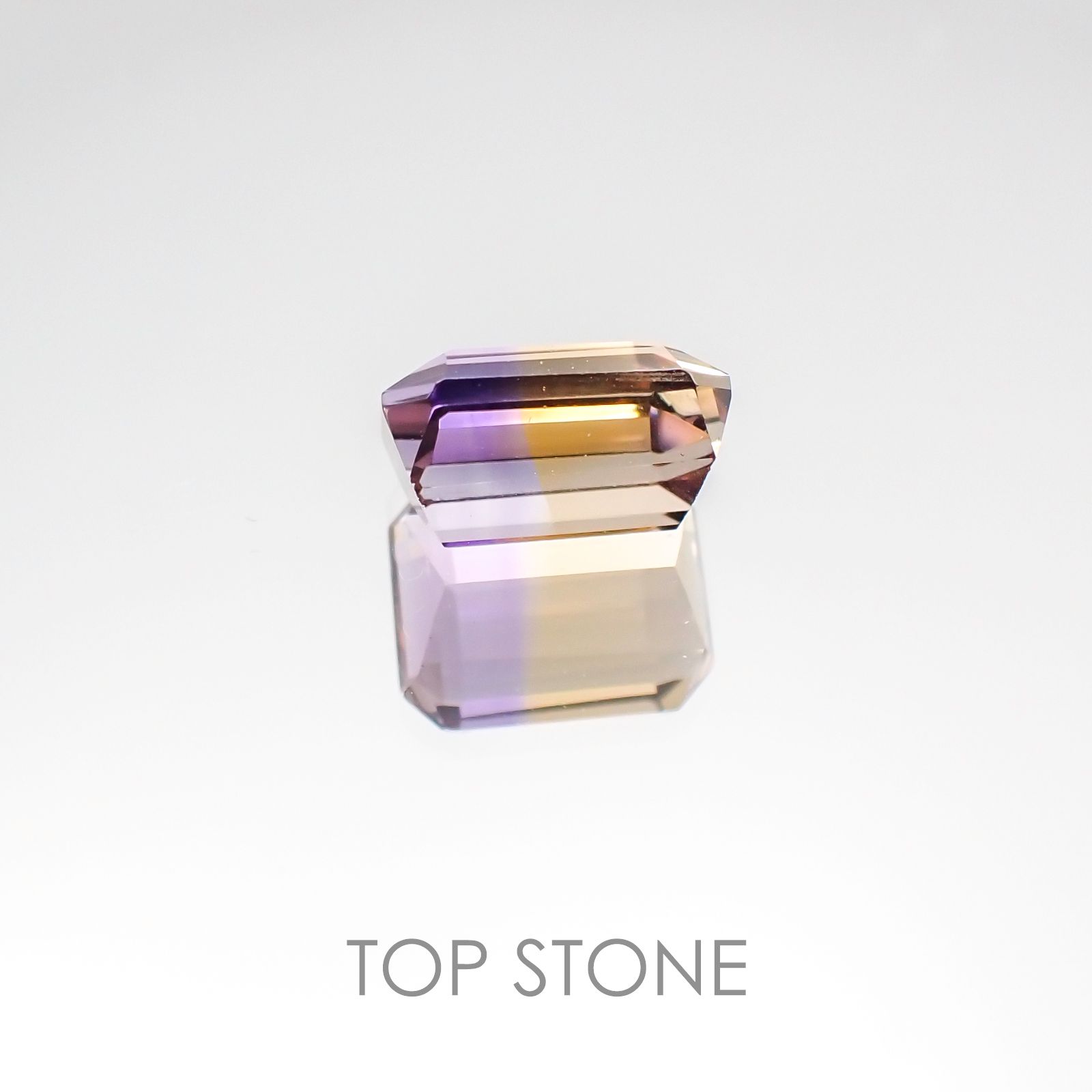 アメトリン ブラジル産 ルース 2.28ct[20106898]8.9×6.8mm前後