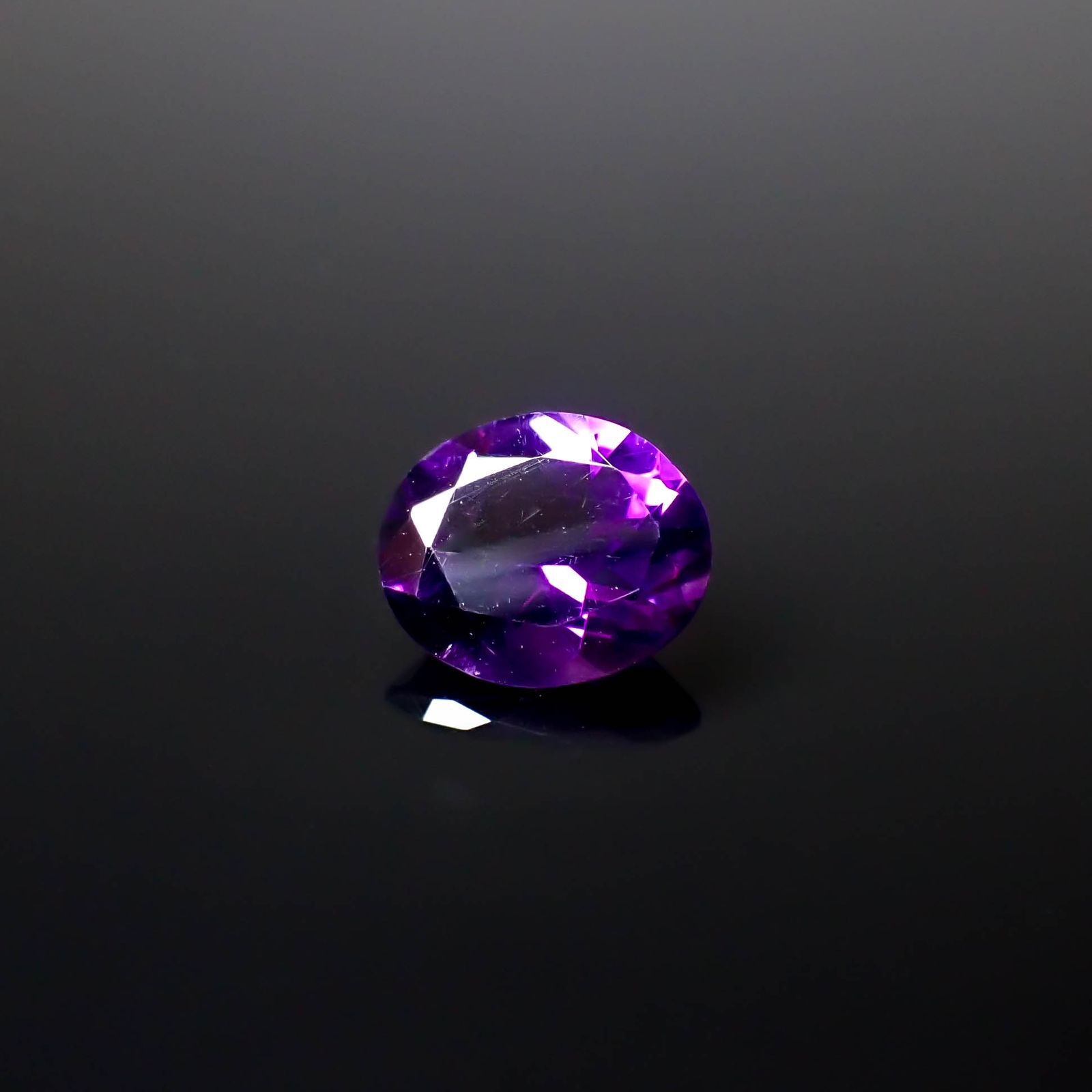 カラーシフトアメジスト ブラジル/ウルグアイ産 3.66ct [250530320]12x10.1mm前後