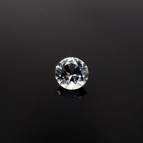 フェナカイト ロシア産 0.44ct / 5.2x5.1mm前後 [260231707]