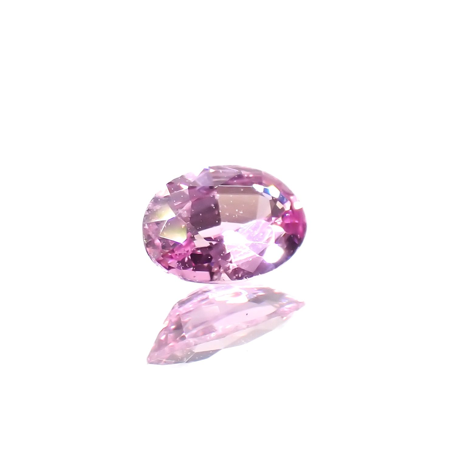 ネオンピンクサファイア スリランカ産 0.15ct[230421527]4x2.7mm前後