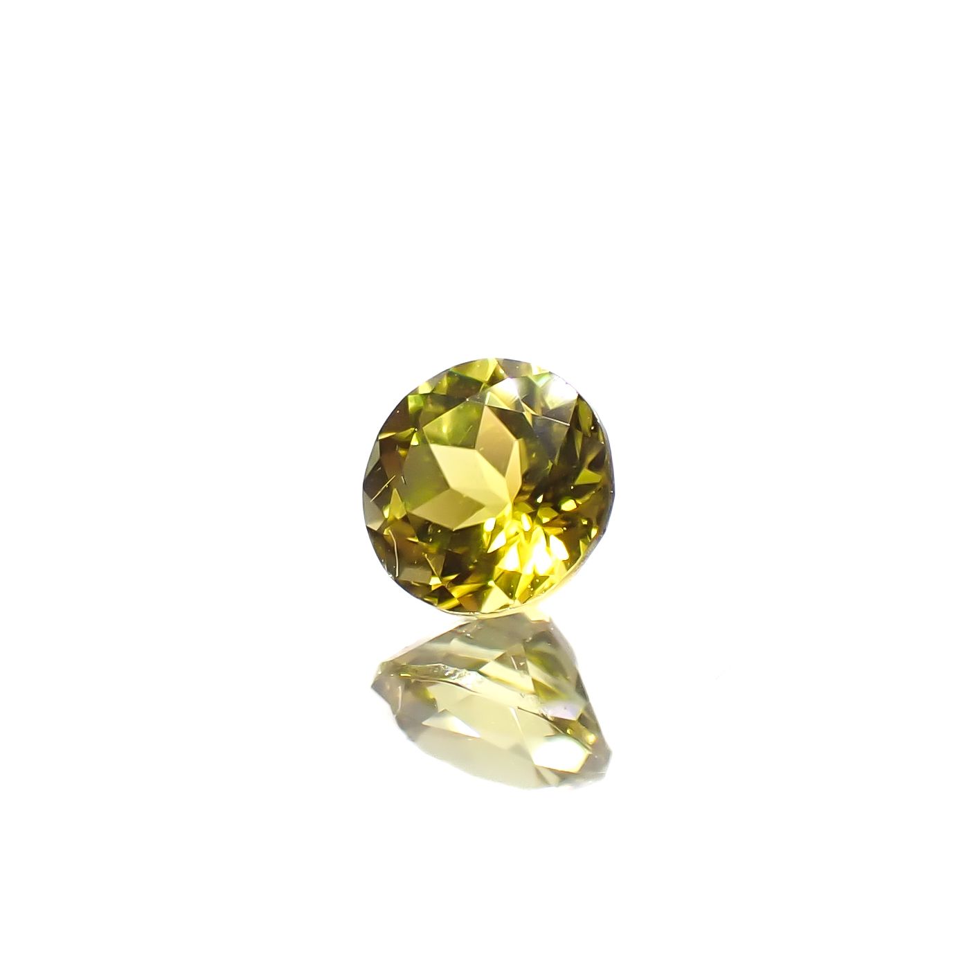 カナリートルマリン ザンビア・カナリー鉱山産 0.25ct[240527816]3.8x3.8mm前後