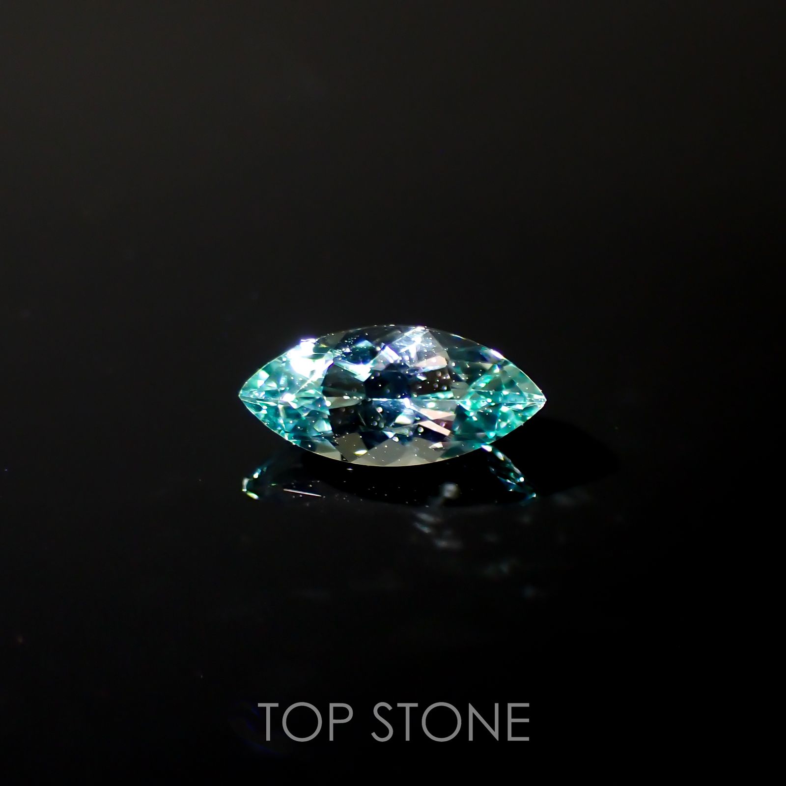 ミントベリル  ブラジル産 0.27ct[220616679]6.9x3.2mm前後