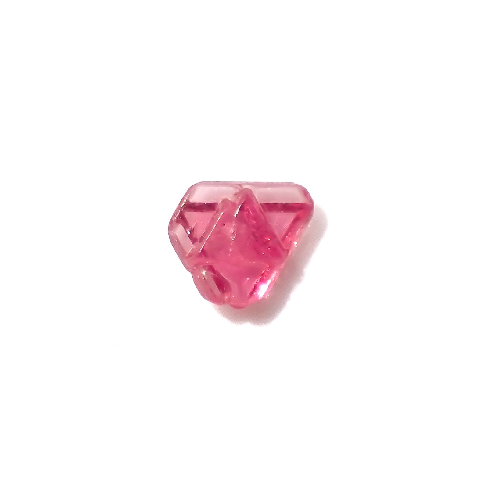 ツインクリスタルスピネル(スピネル式双晶）原石 ビルマ産 0.11ct[231124061]3.3x3mm前後