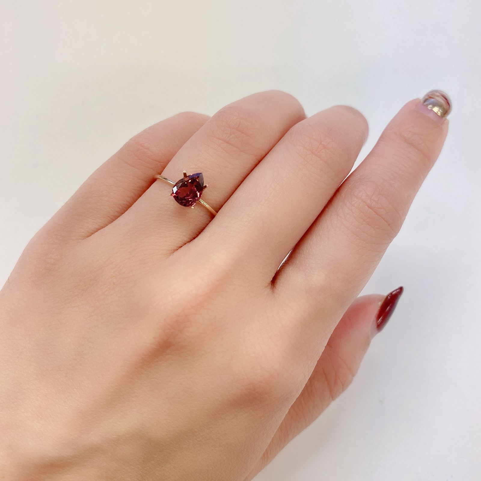 パープルトルマリン(宝石名パープル・トルマリン) ブラジル産 0.99ct 識別済[211013577]7.9×5.9mm前後