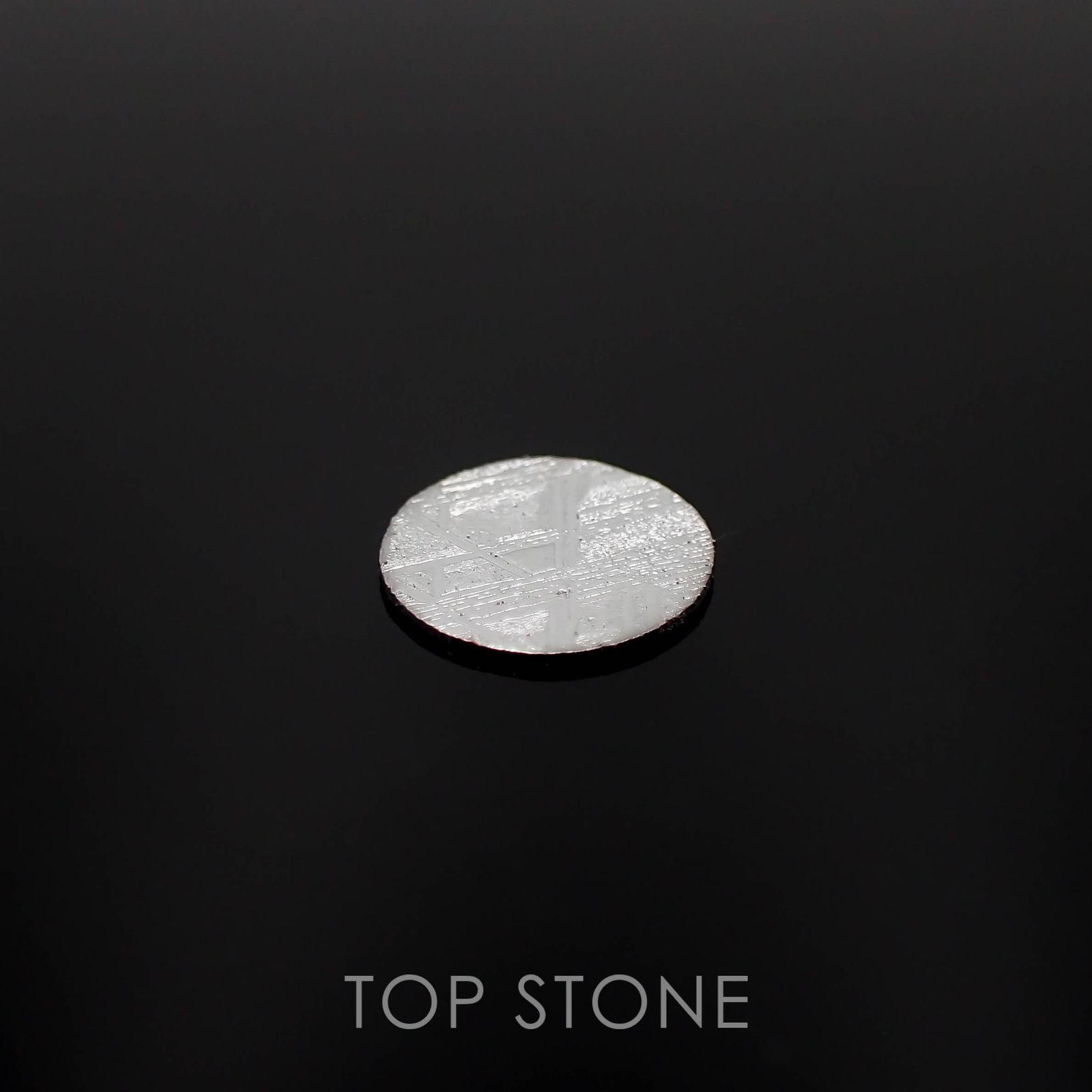 ムオニナルスタ隕石 発見地：スウェーデン 1.49ct[230320897]10x9.9mm前後