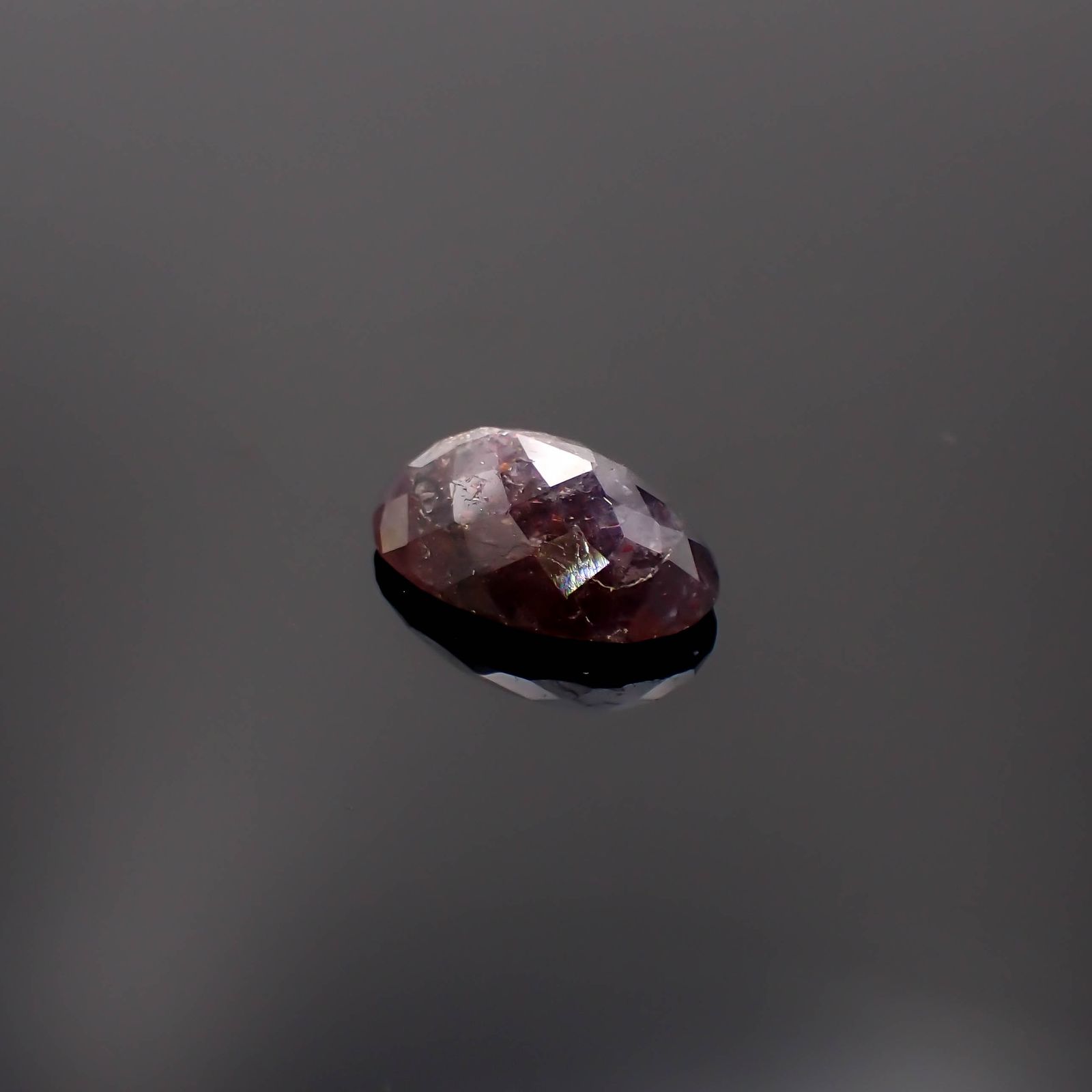 ブラッドショットアイオライト インド産 13.25ct[230622540]20.2x13.5mm前後