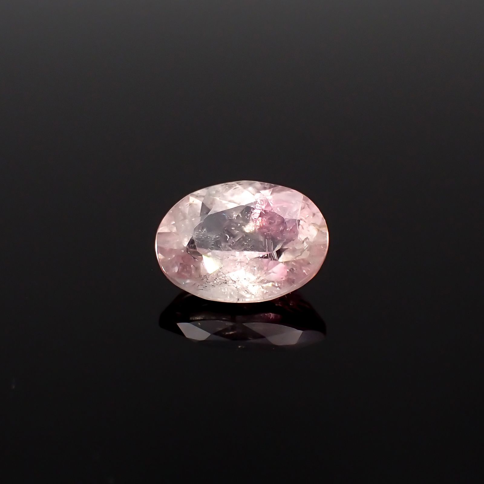 ピンククリスタルトルマリン(宝石名ピンク・トルマリン)コンゴ民主共和国産 1.17ct 識別済[230823233]8x6mm前後