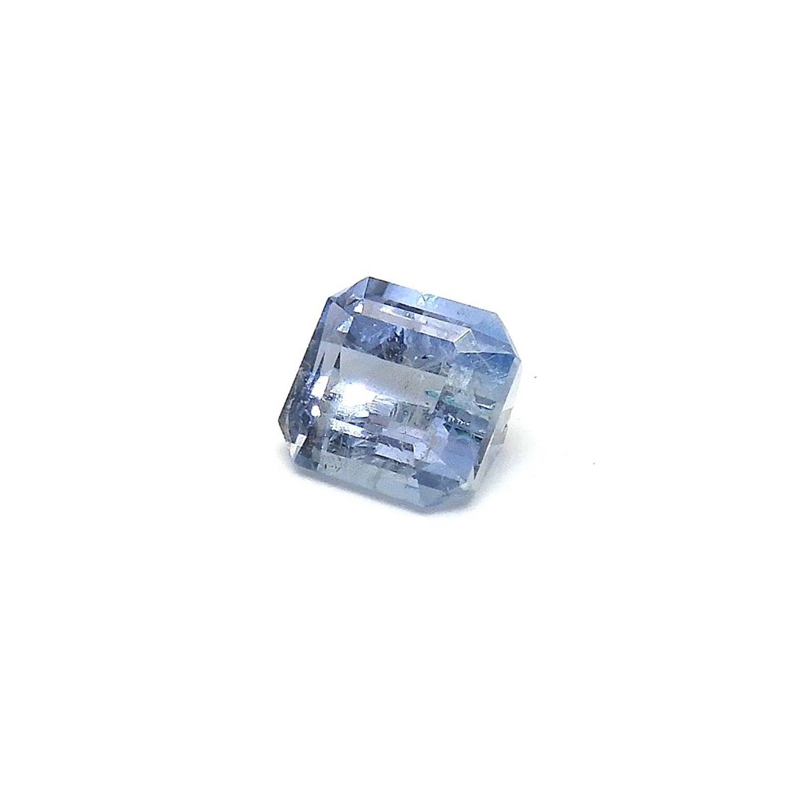 ジェレメジェバイト(宝石名エレメジェバイト)ナミビア産 ソ付(彩珠) 0.508ct / 4.6x4.3mm前後 [220717078]