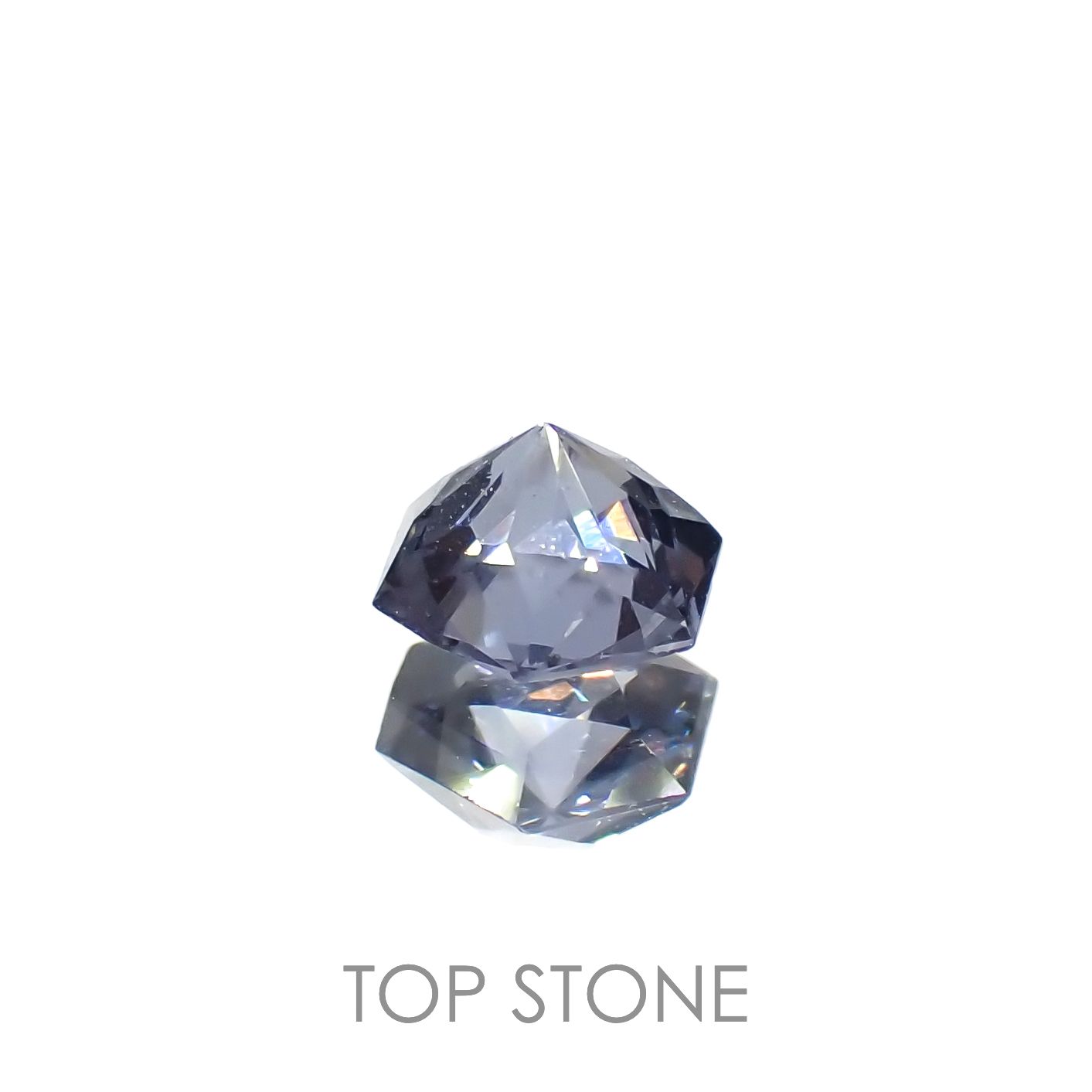 ◇ヘキサゴンカット◇バイオレットスピネル(宝石名スピネル)ビルマ/マダガスカル産 0.38ct 識別済[230220662]4.2x4.1mm前後
