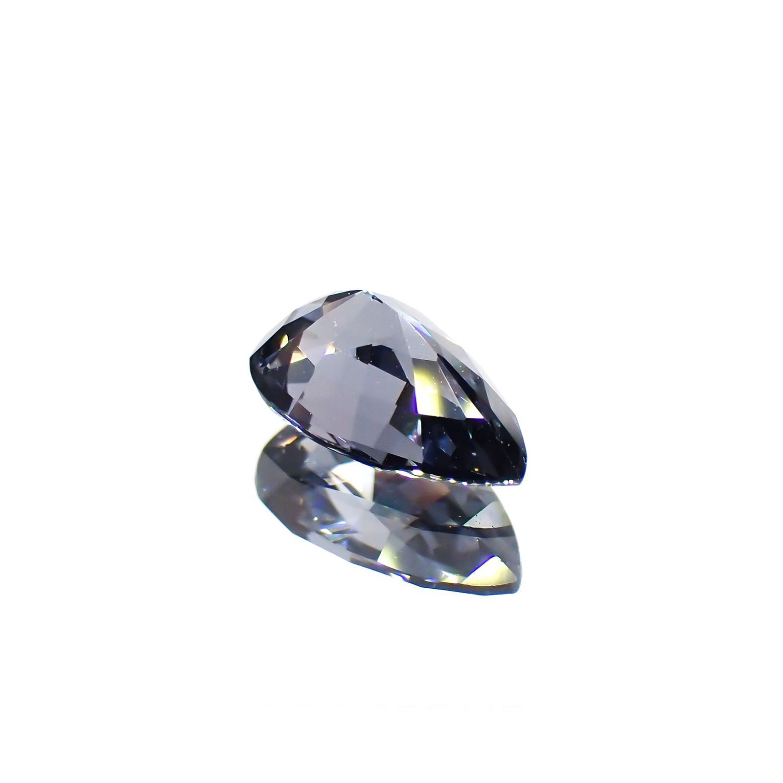 プラチナスピネル(宝石名スピネル)ビルマ産 0.85ct 識別済[250114111]7.9x4.7mm前後