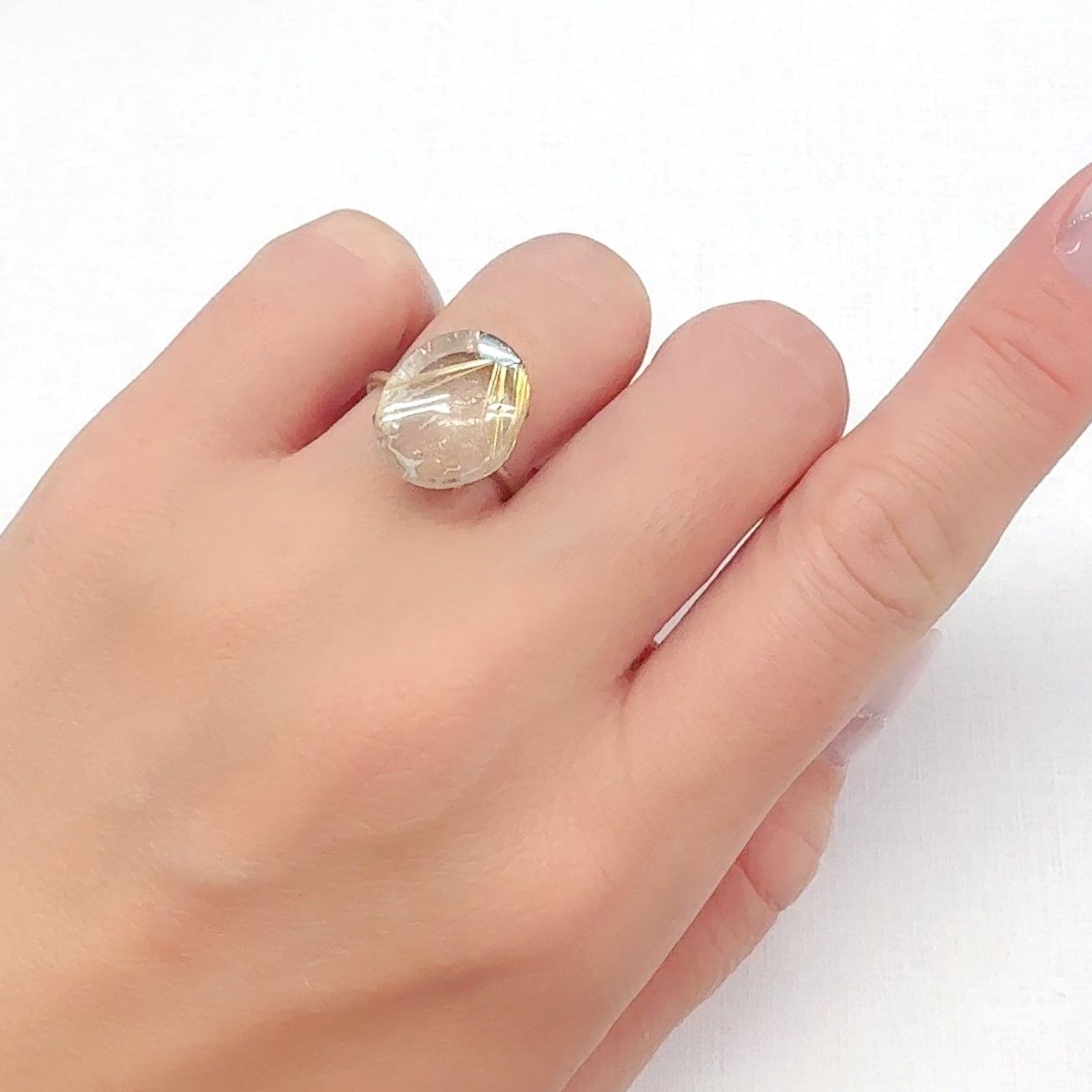 太陽ルチルクォーツ ブラジル産 6.96ct[240427307]15x11.8mm前後