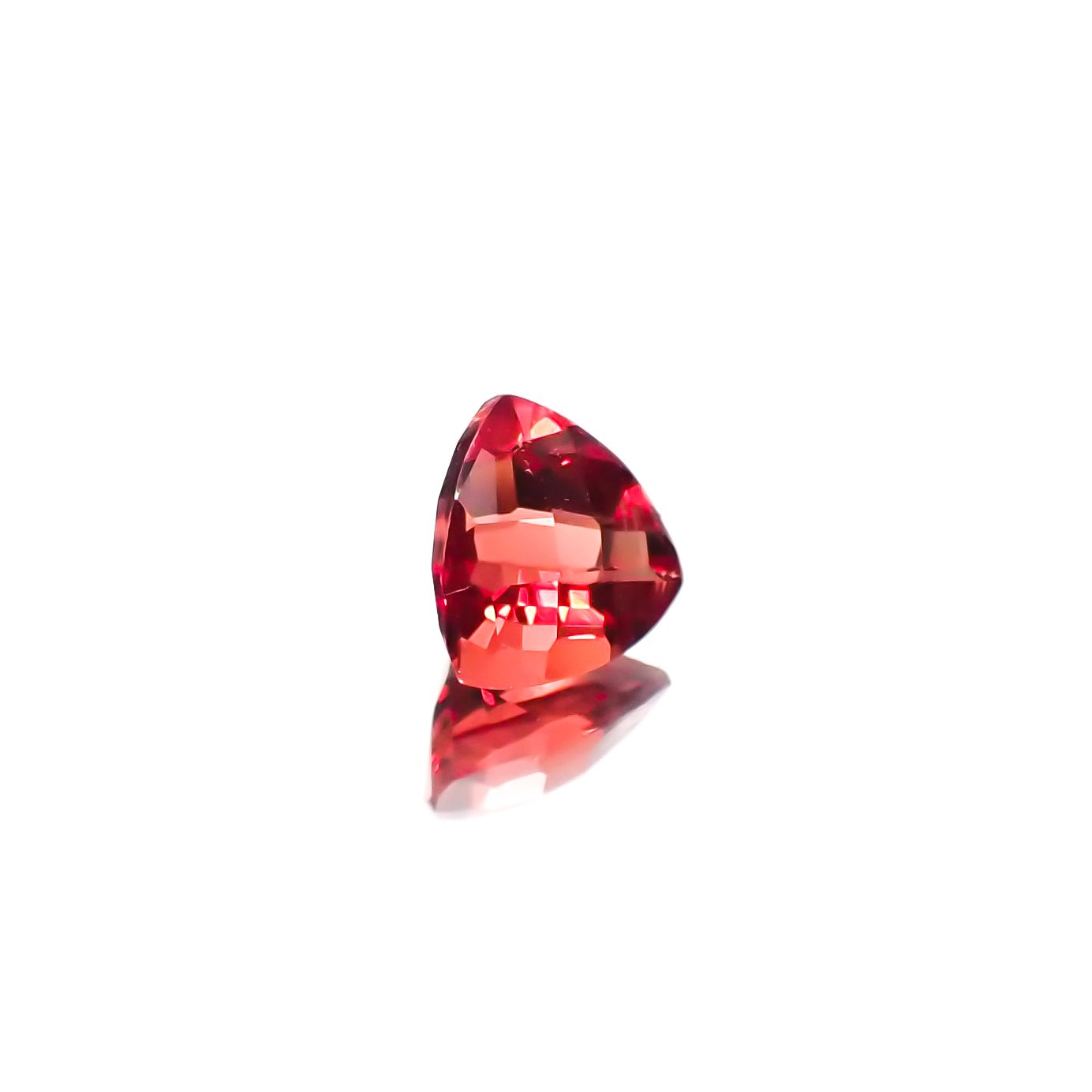 ◇チェッカーカット◇アンデシン(宝石名アンデシン/ラブラドライト)チベット産 0.73ct 識別済[240225970]6.1x6mm前後