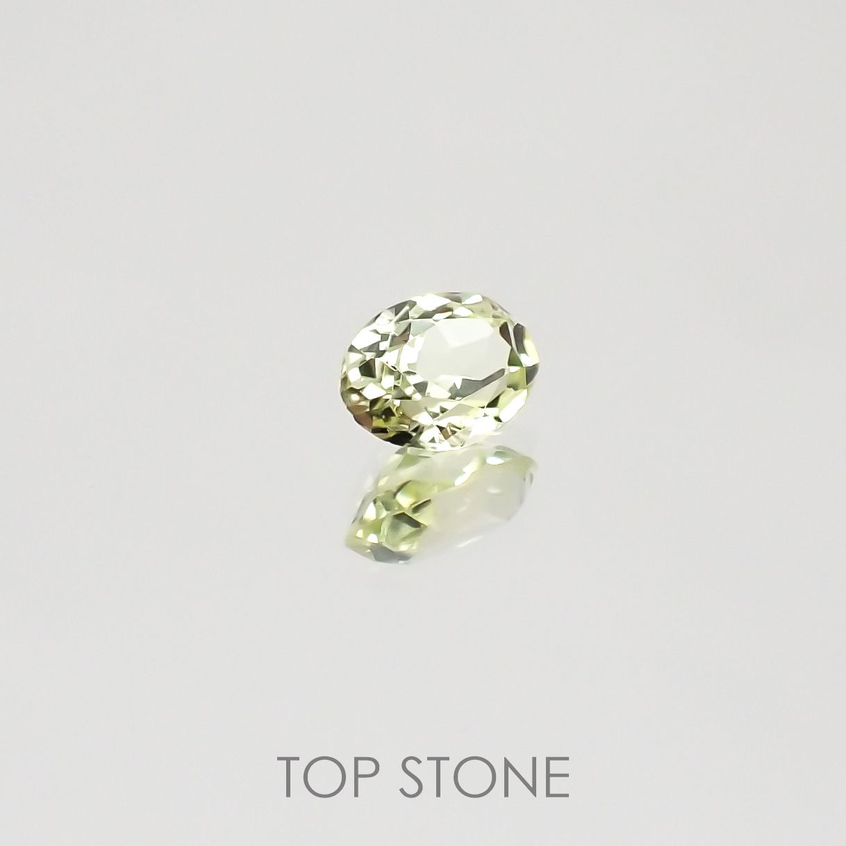 シリマナイト インド産 ルース 0.52ct[210610677]6×4.2mm前後