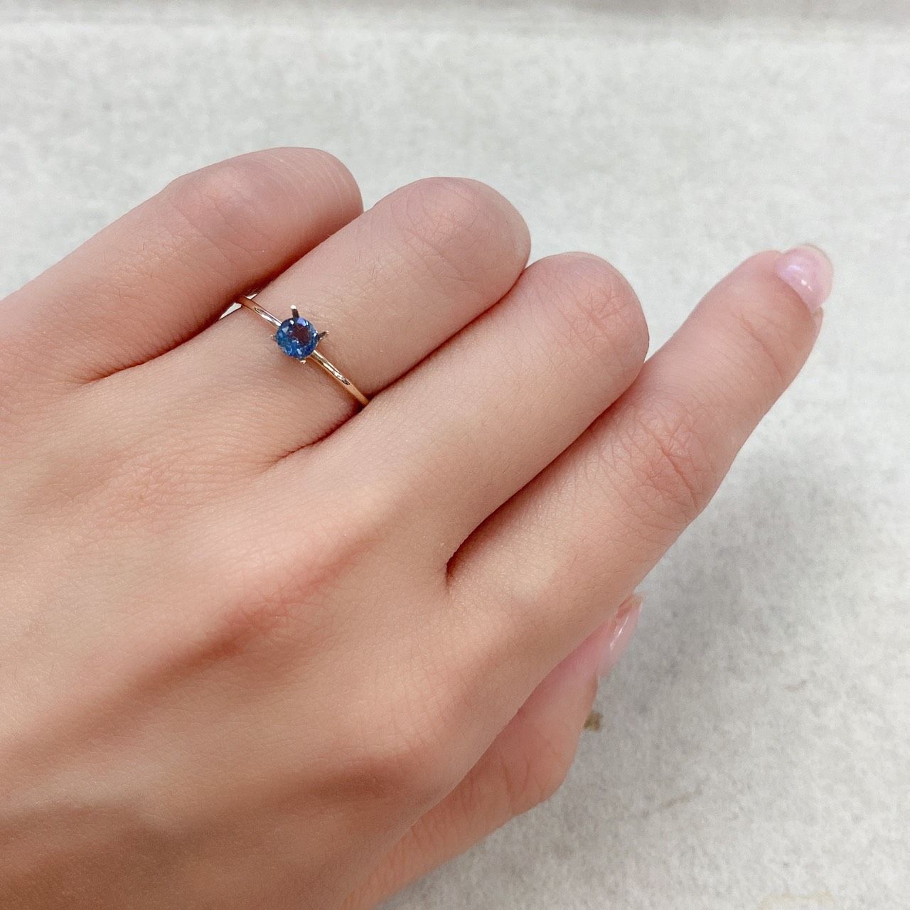 サンタマリアアクアマリン(宝石名アクアマリン) ブラジル産 0.23ct 識別済[210711418]4×4mm前後