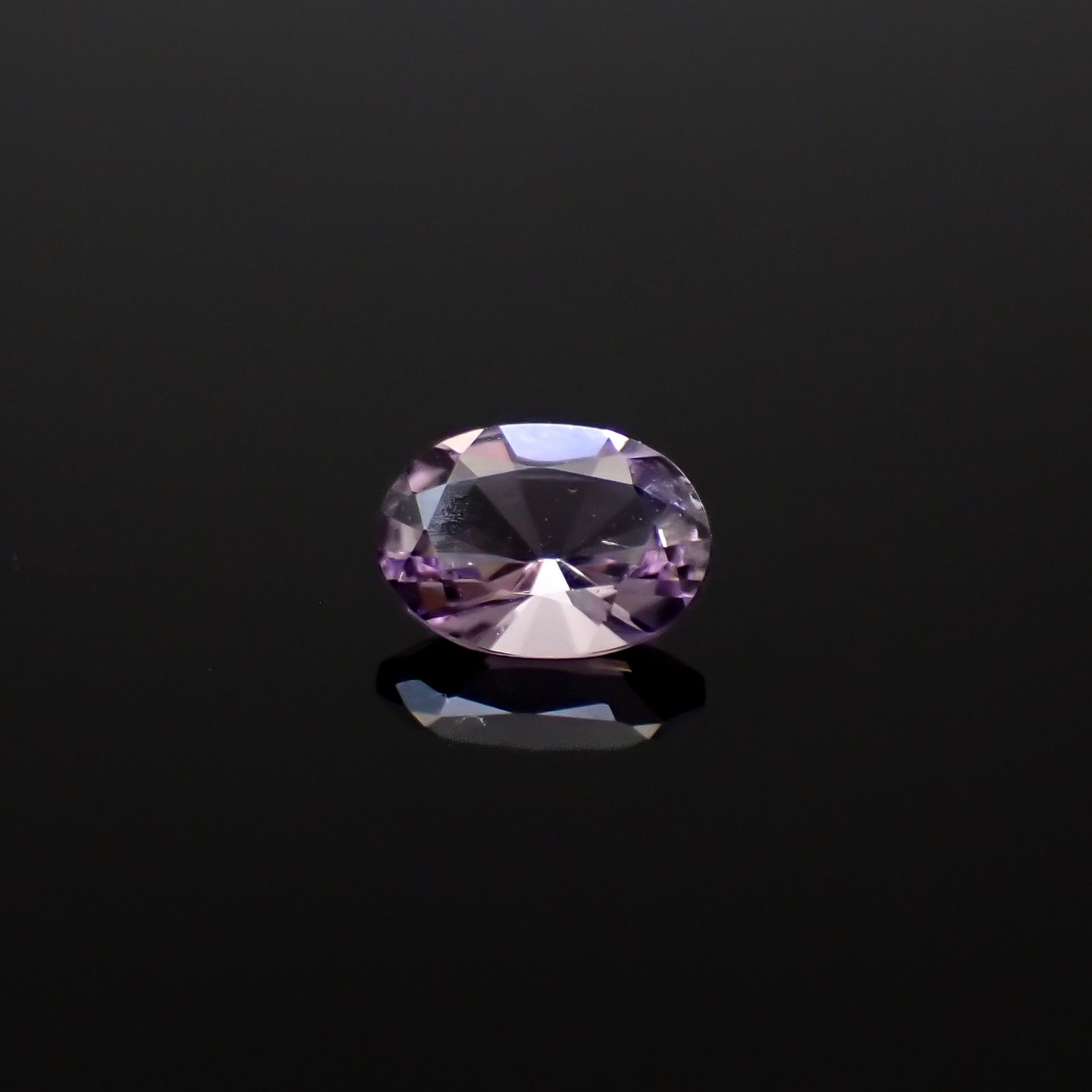 マリアライト(宝石名スキャポライト)スリランカ産 0.42ct 識別済[250330052]6.1x4.4mm前後