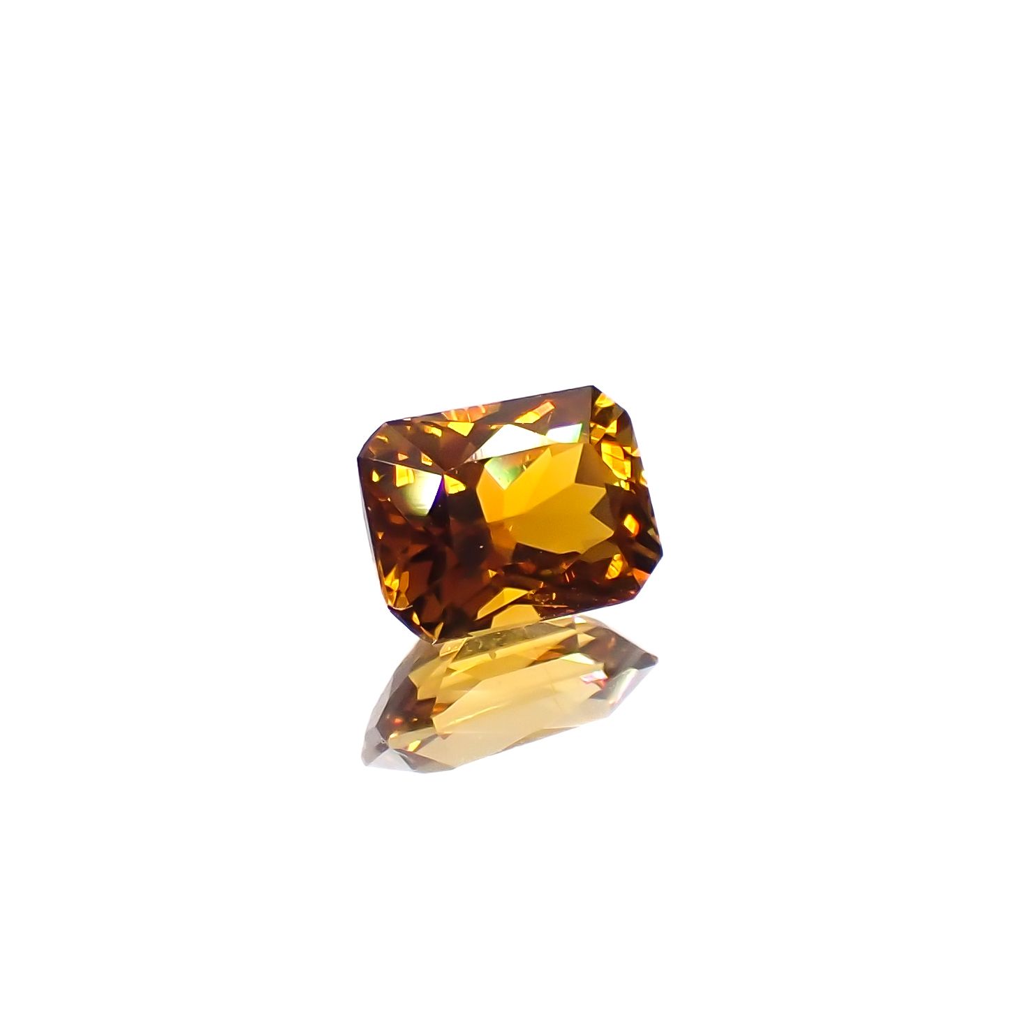 ゴールデントルマリン モザンビーク/コンゴ産 0.72ct[231225194]6x4.4mm前後