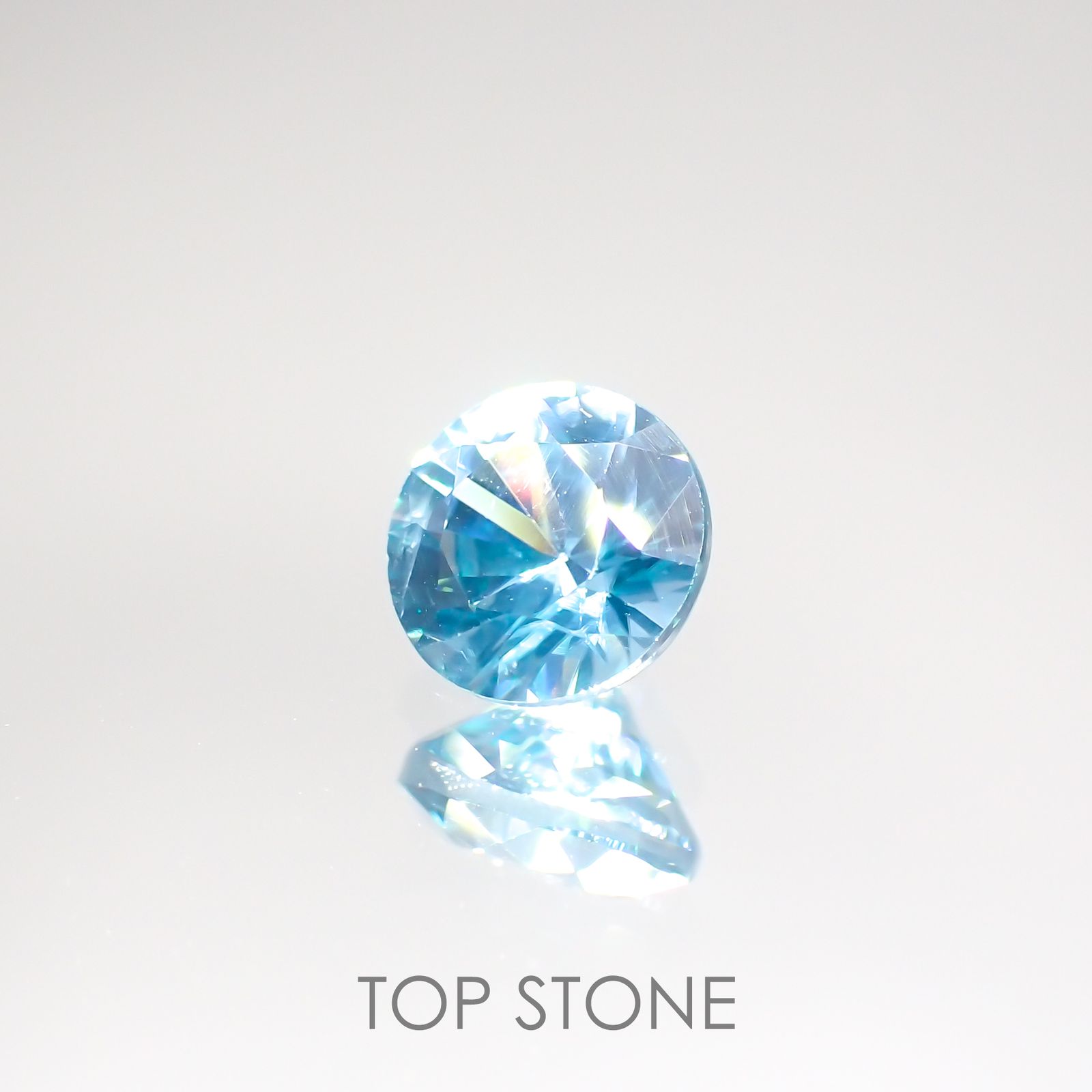 ブルージルコン(宝石名ジルコン) カンボジア産 1.28ct 識別済[211013441]5.9×5.9mm前後