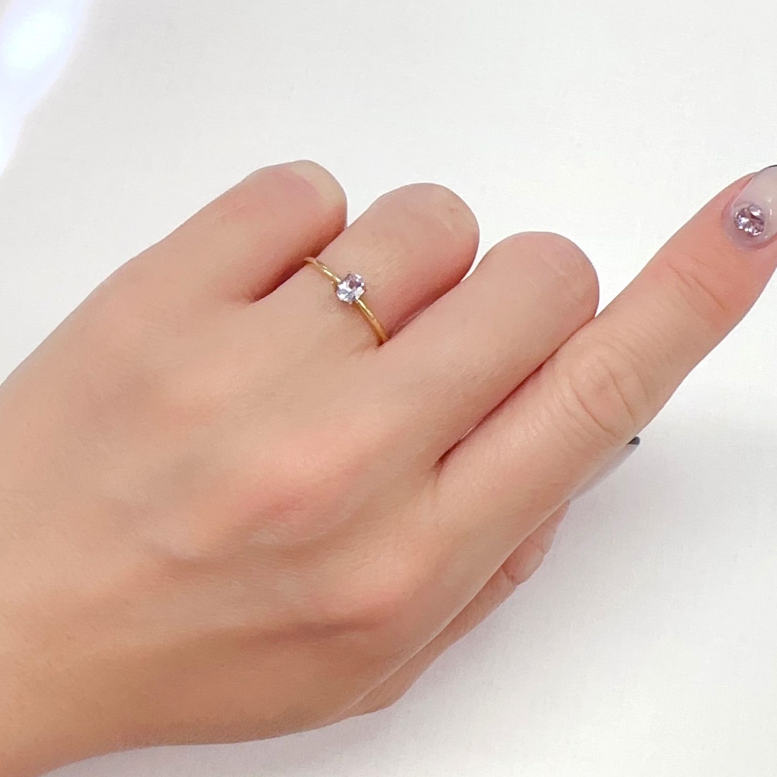 ◇カスタムカット◇アイスラベンダーサファイア(宝石名サファイア)スリランカ/マダガスカル産 0.29ct 識別済[240226285]4.6x3.3mm前後