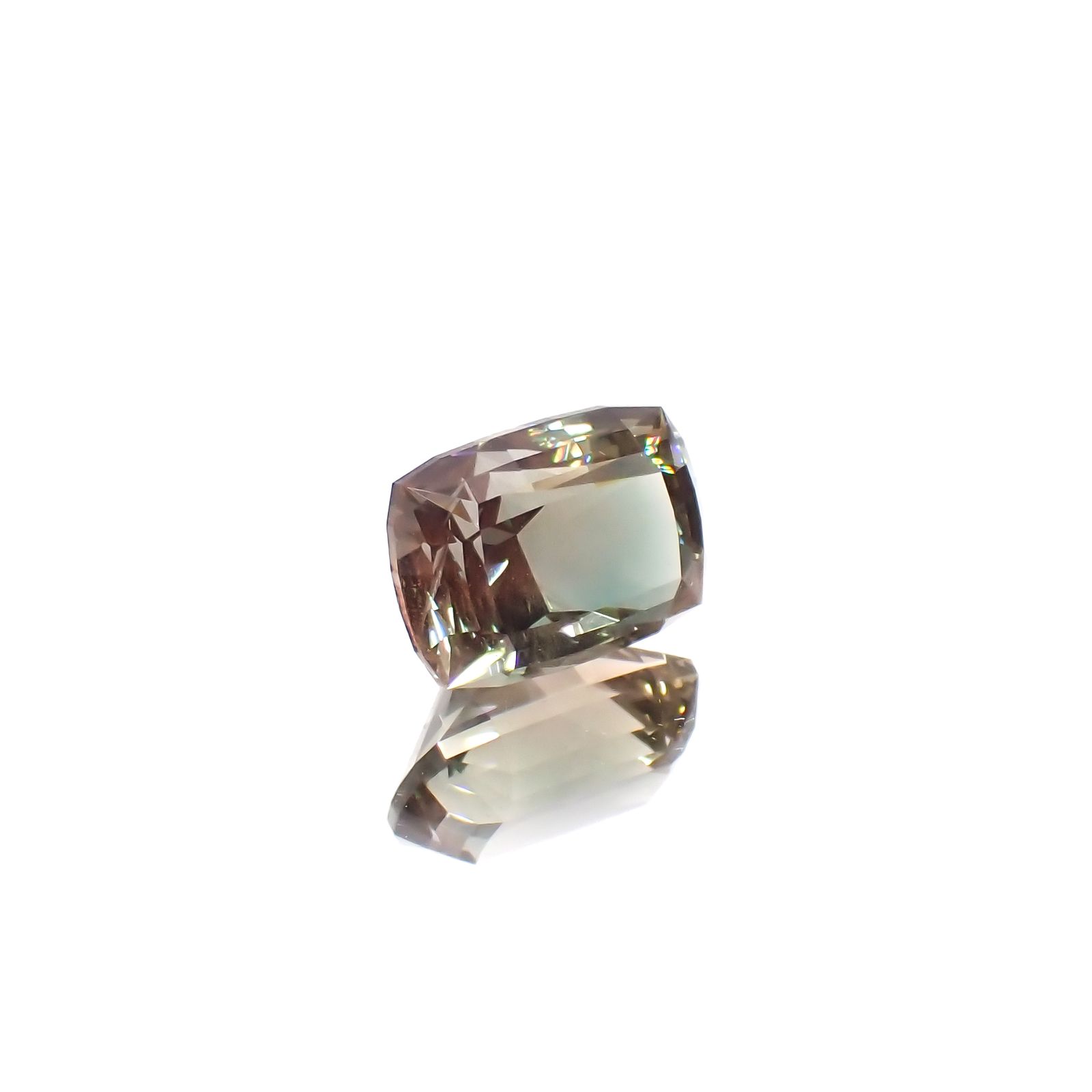 ◇バリオンカット◇バイカラーオレゴンサンストーン アメリカ・オレゴン州産 2.87ct[231224662]9.5x7mm前後