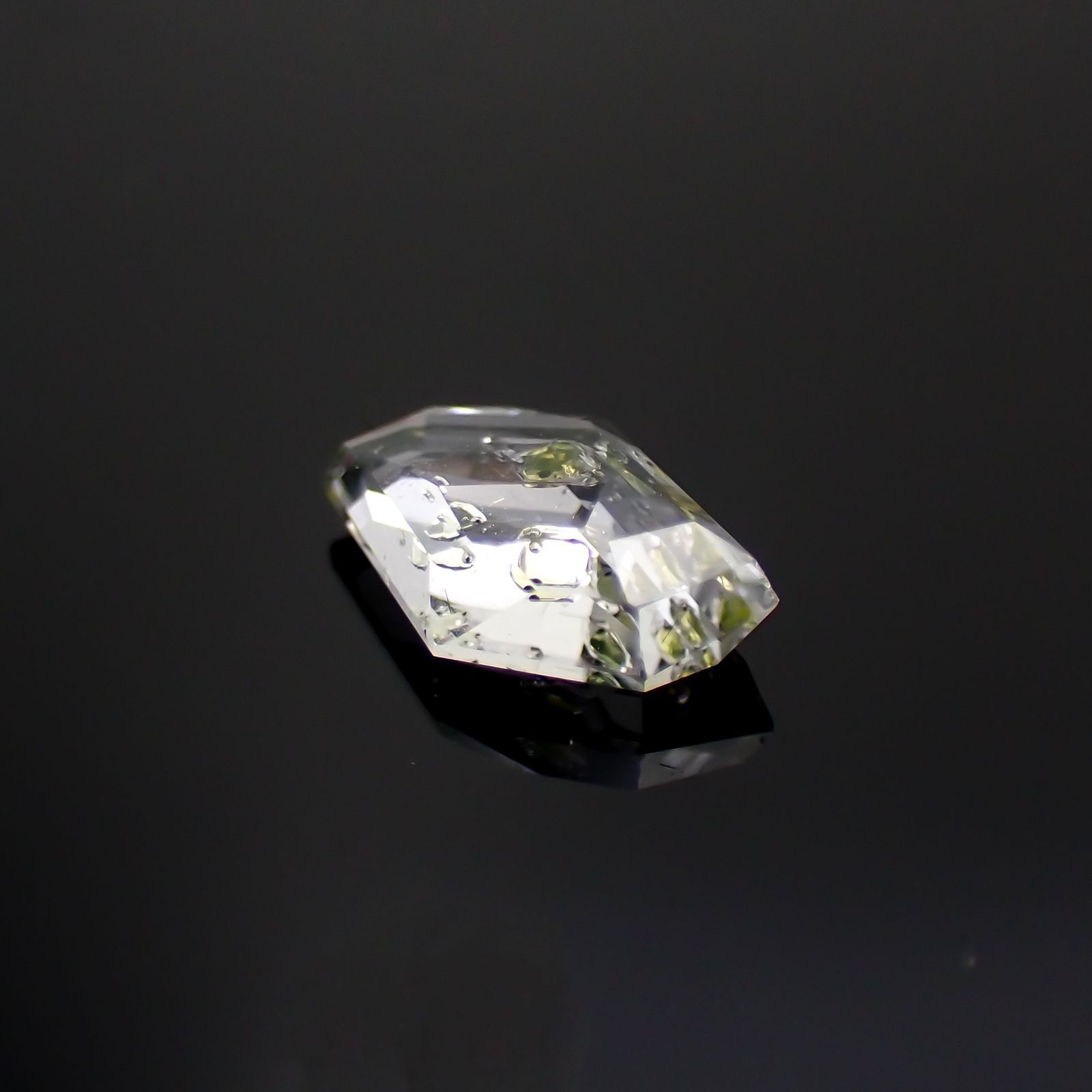 ◇カスタムカット◇オイルインクォーツ パキスタン産 0.78ct [240218544]8.6x5.5mm前後