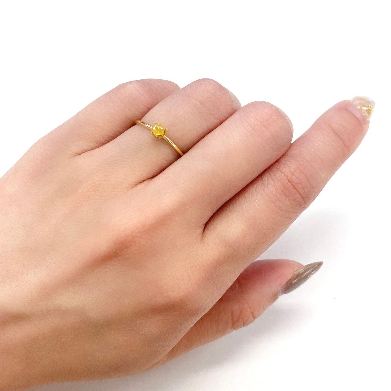 ◇ヘキサゴンアンティークカット◇イエローダイヤモンド ルース 0.2ct[210611068]3.1×3mm前後