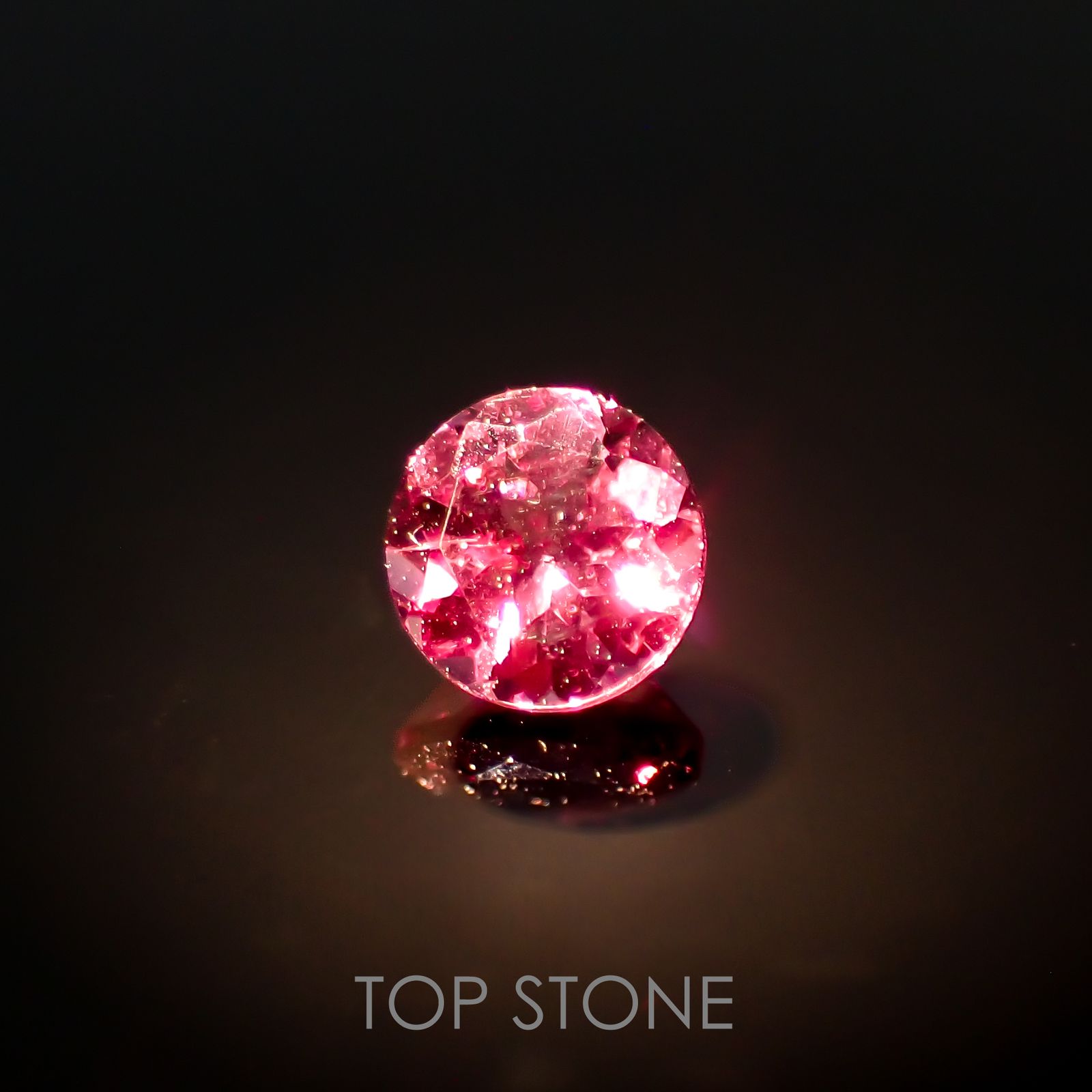 カラーシフトマラヤガーネット タンザニア産 0.33ct[230120278]4x4mm前後
