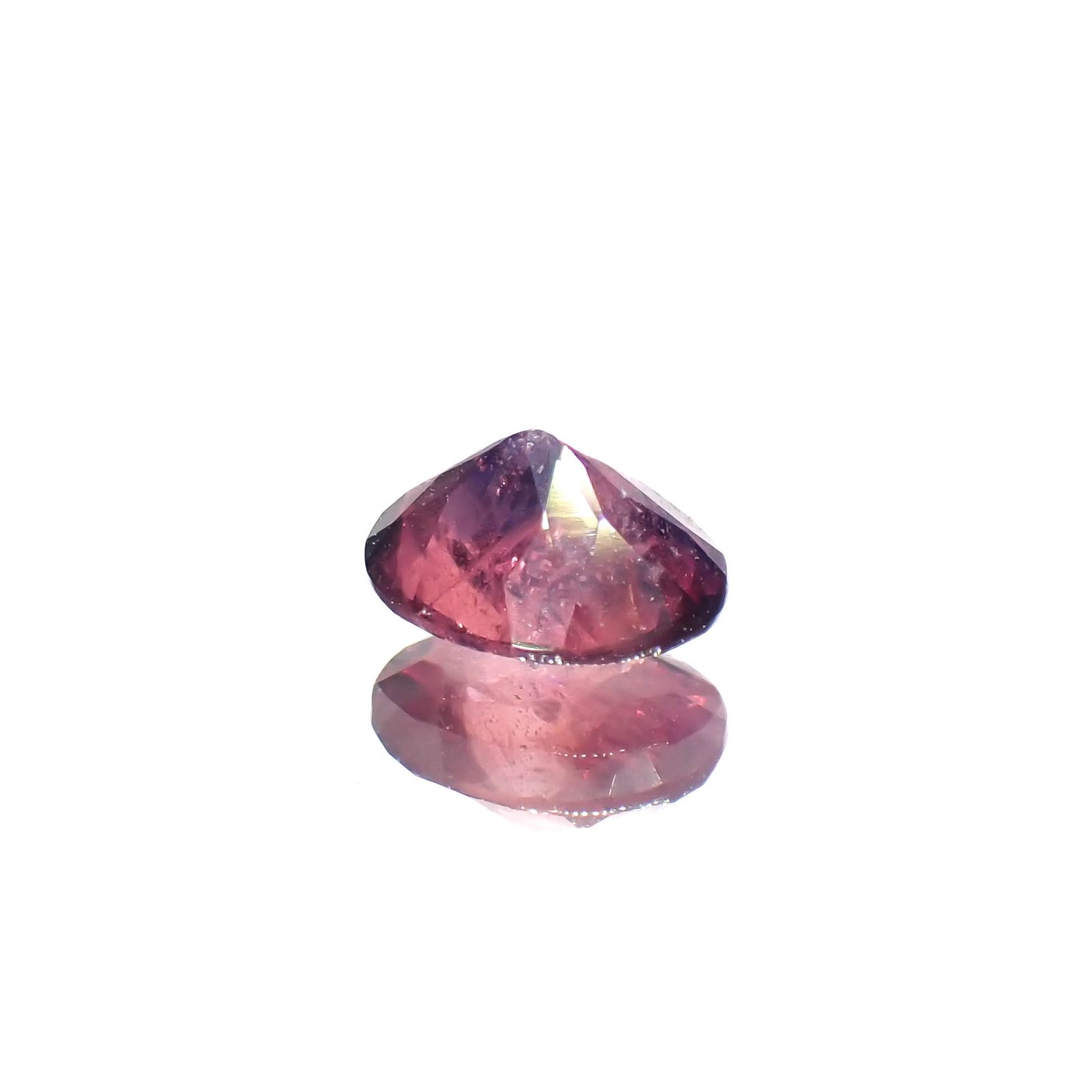 ウィンザーサファイア タンザニア・ウィンザー産 0.50ct [250521976]5.2x4.3mm前後