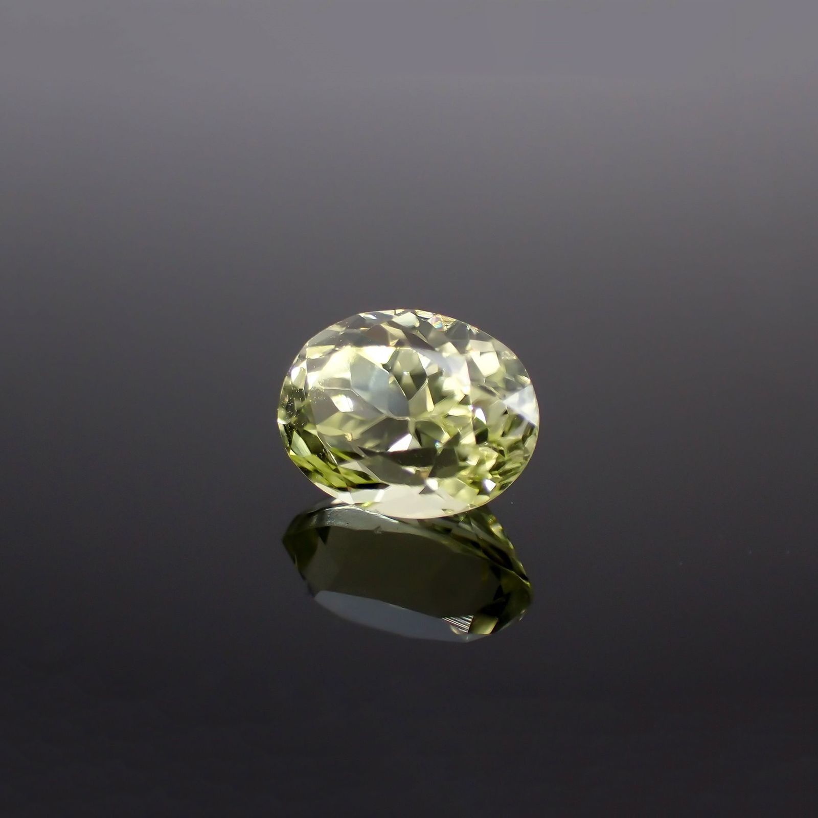 シリマナイト(宝石名シリマナイト)インド産 識別済 1.73ct / 7.8x6mm前後 [211113694]