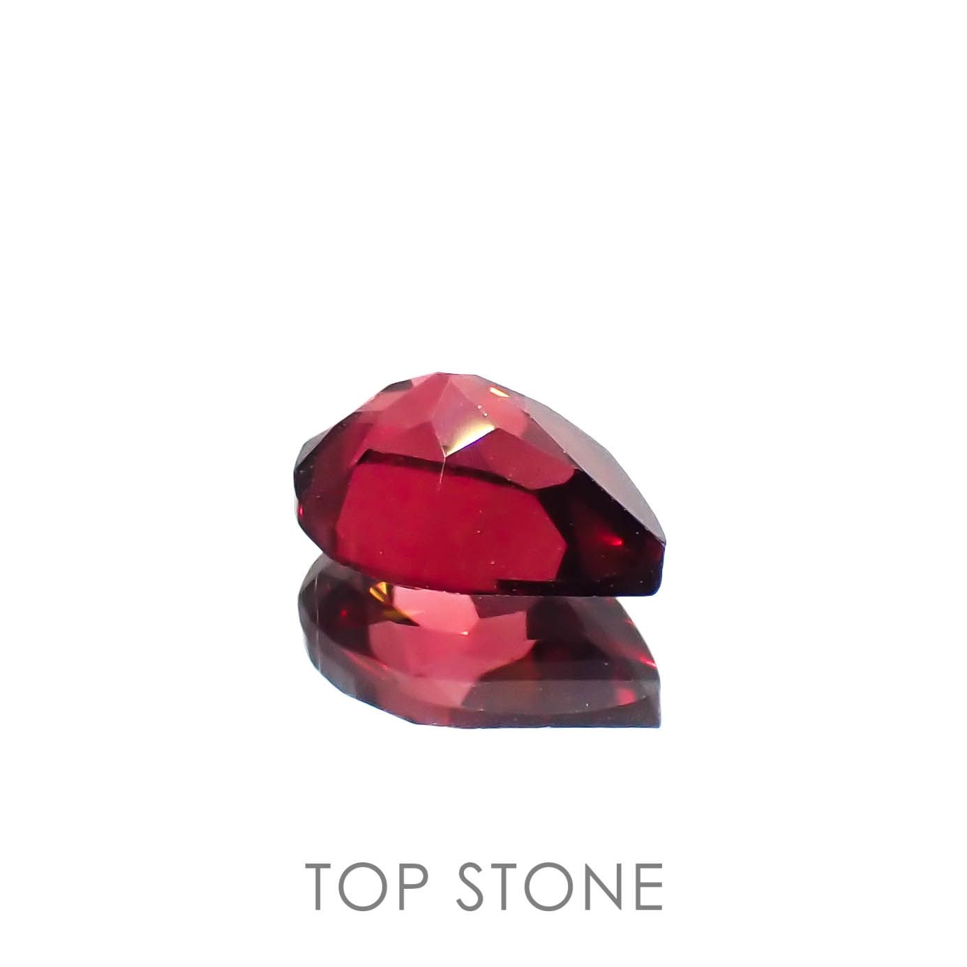 パイラルスパイトガーネット モザンビーク産 0.96ct[230119844]7.1x5.1mm前後